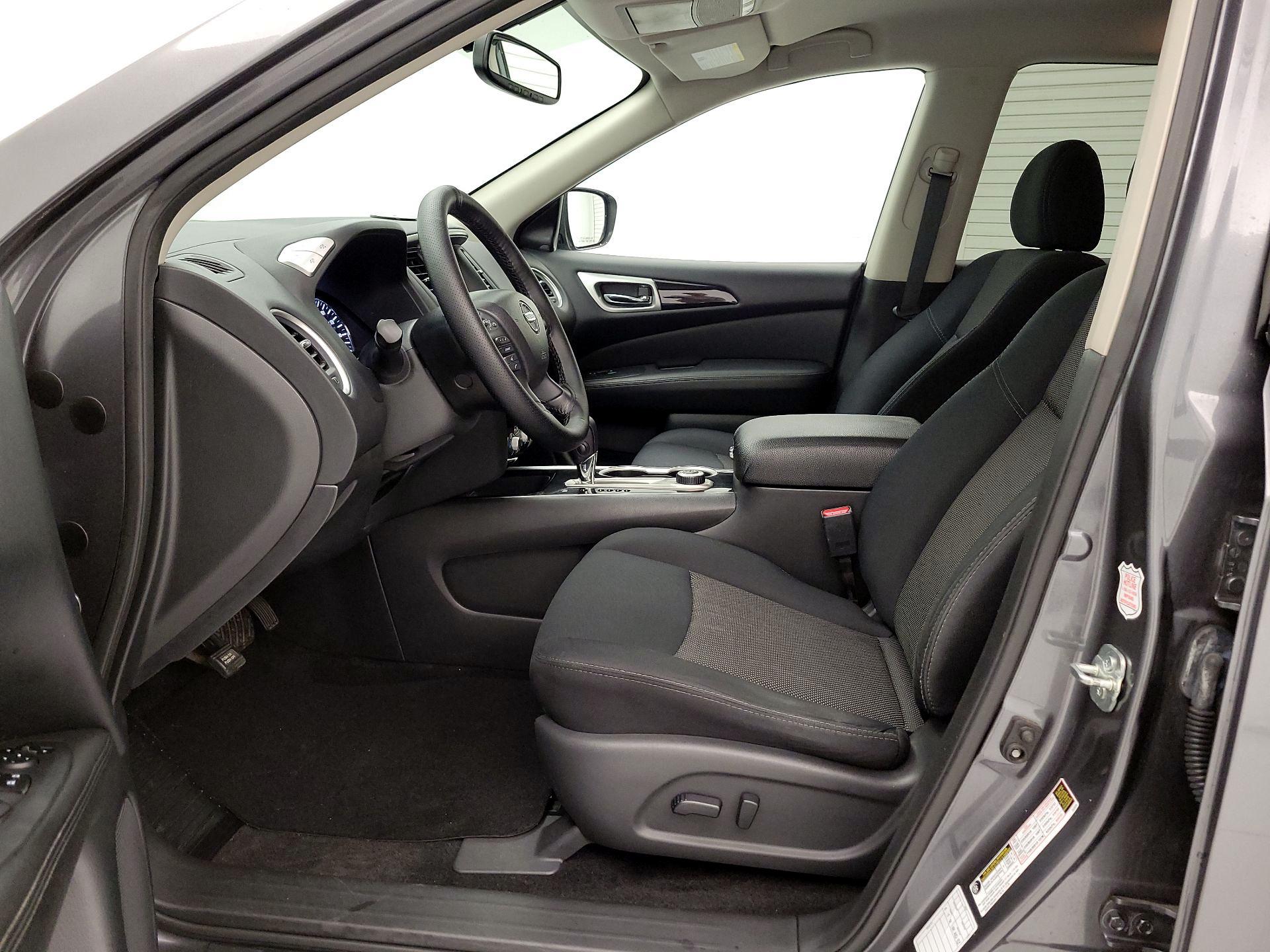 Thumbnail: 2019 Nissan Pathfinder - 11