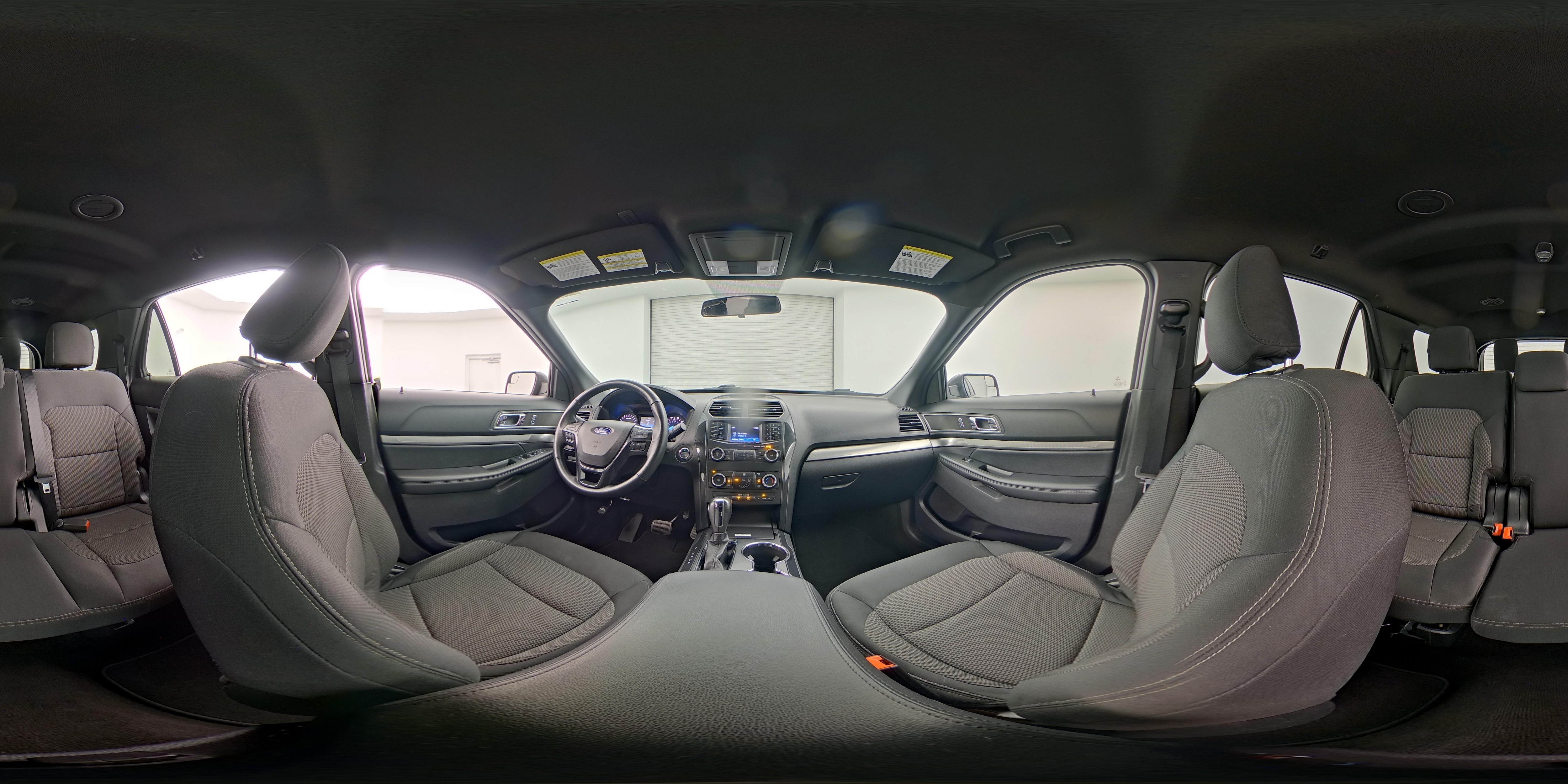 2019 Ford Explorer XLT - Photo 26