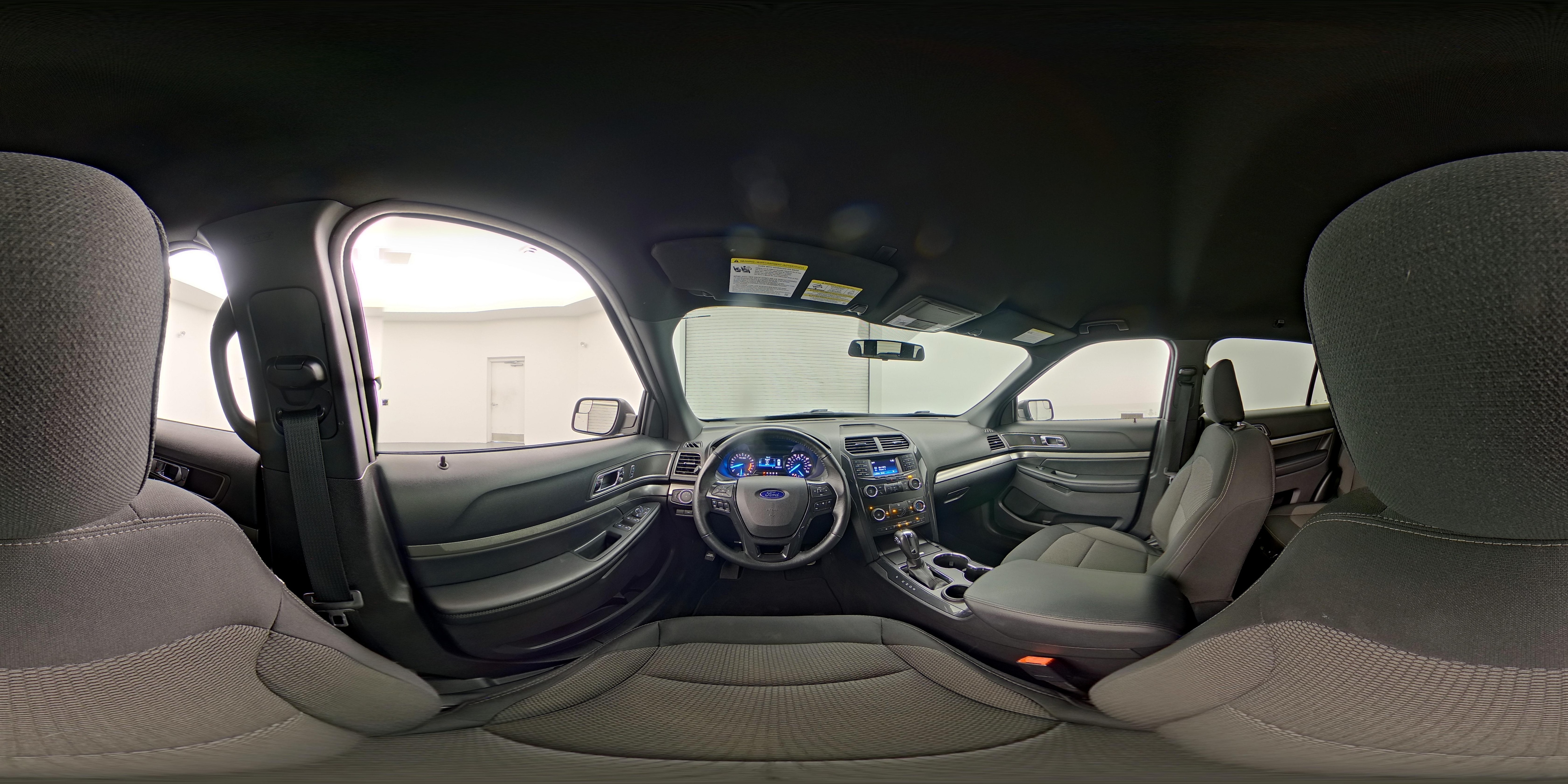 2019 Ford Explorer XLT - Photo 28