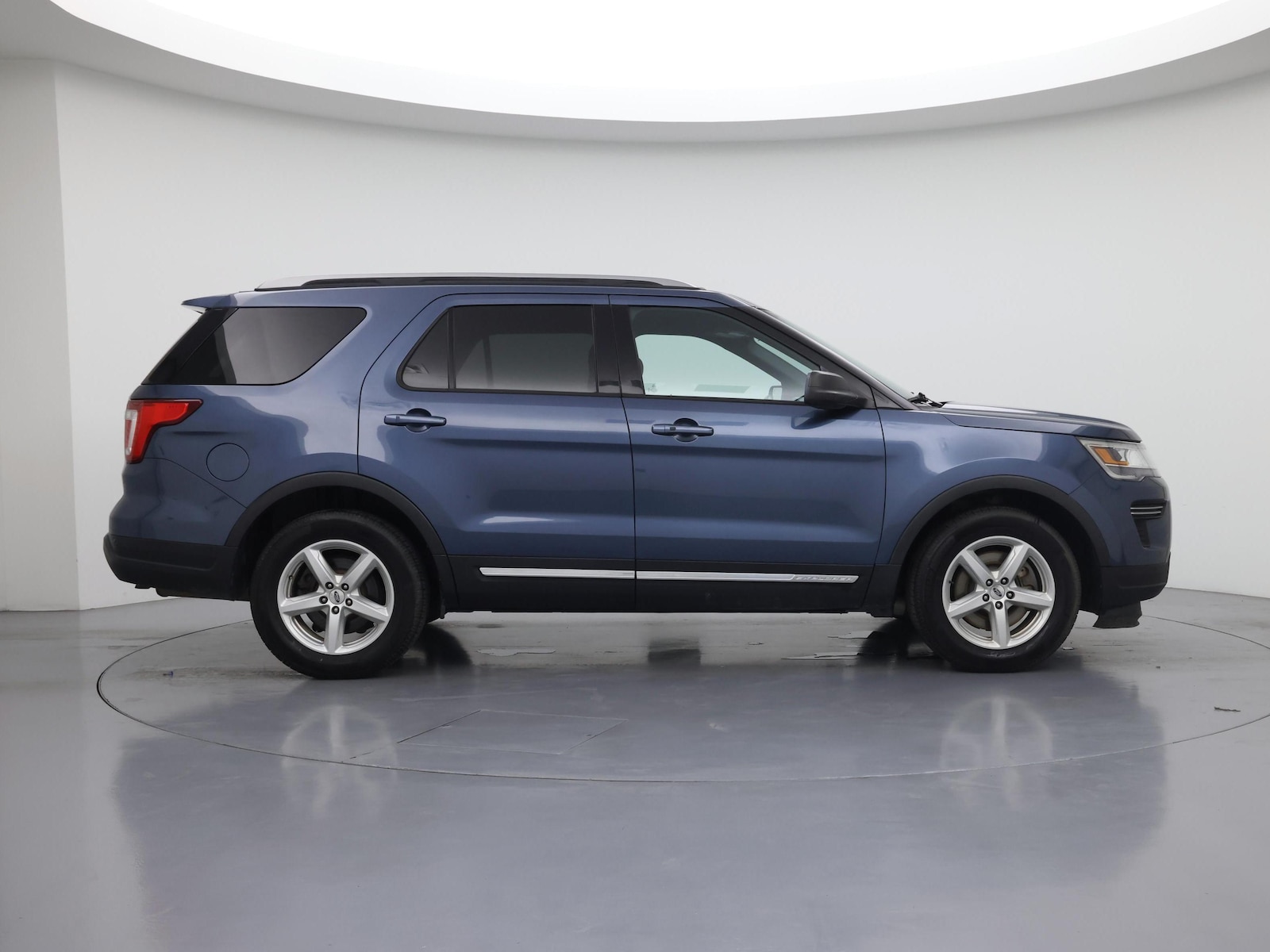 2019 Ford Explorer XLT - Photo 8