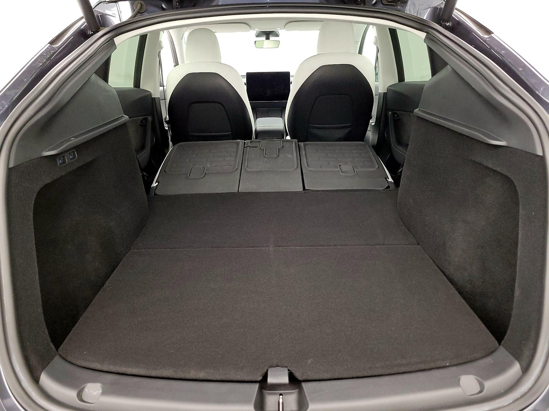 Thumbnail: 2023 Tesla Model Y - 20