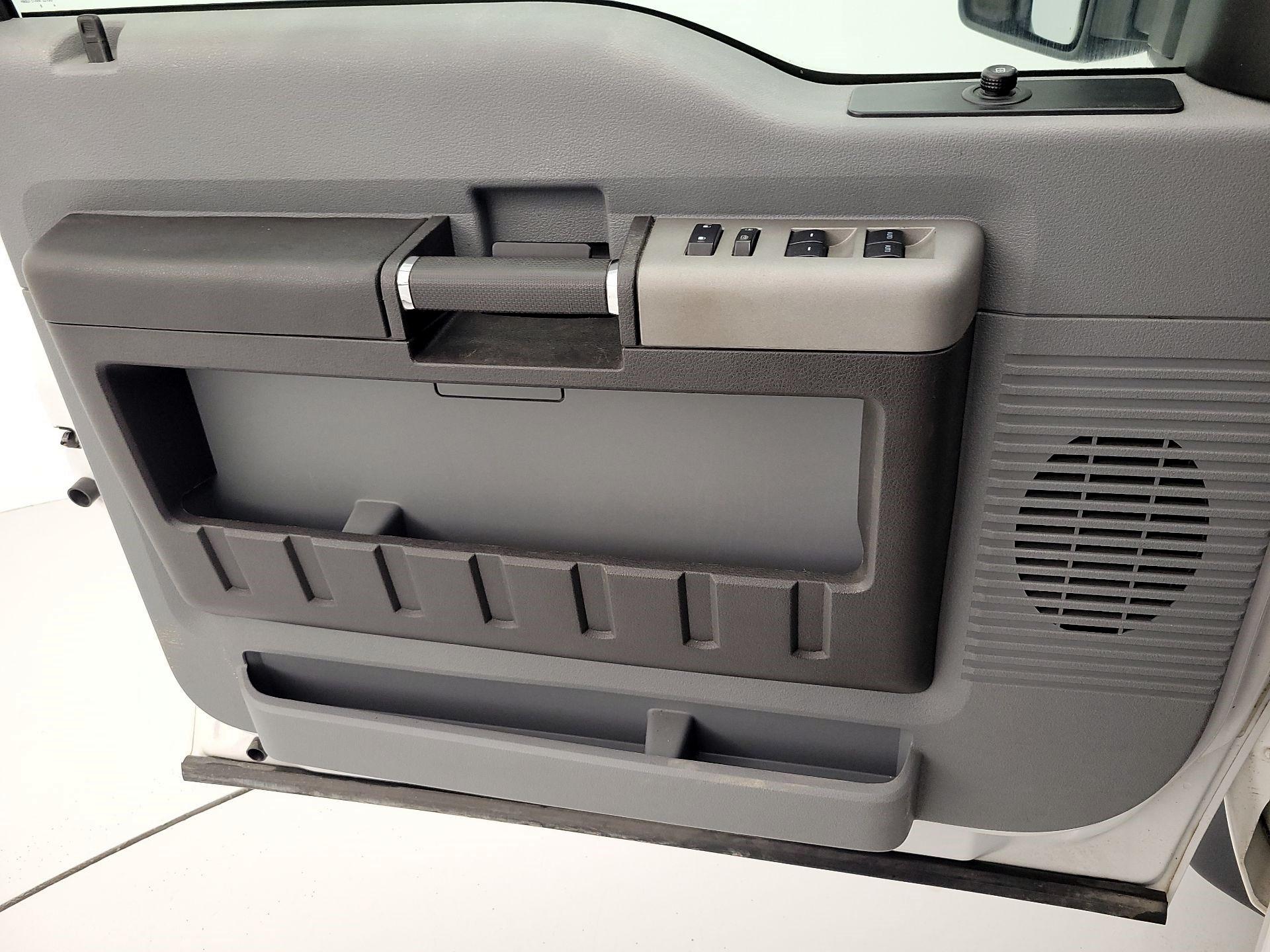 Thumbnail: 2014 Ford F-250 - 12
