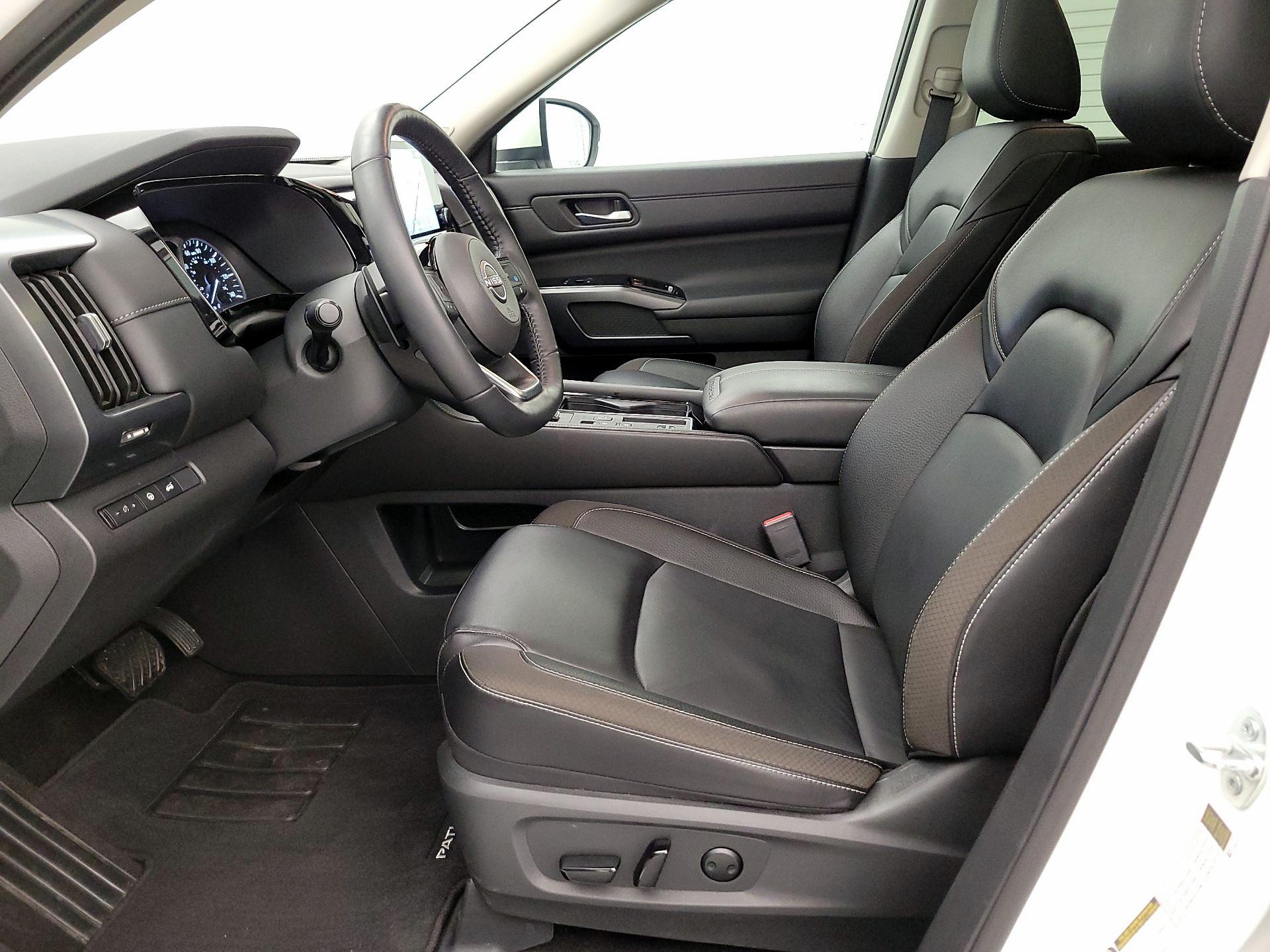 Thumbnail: 2024 Nissan Pathfinder - 11