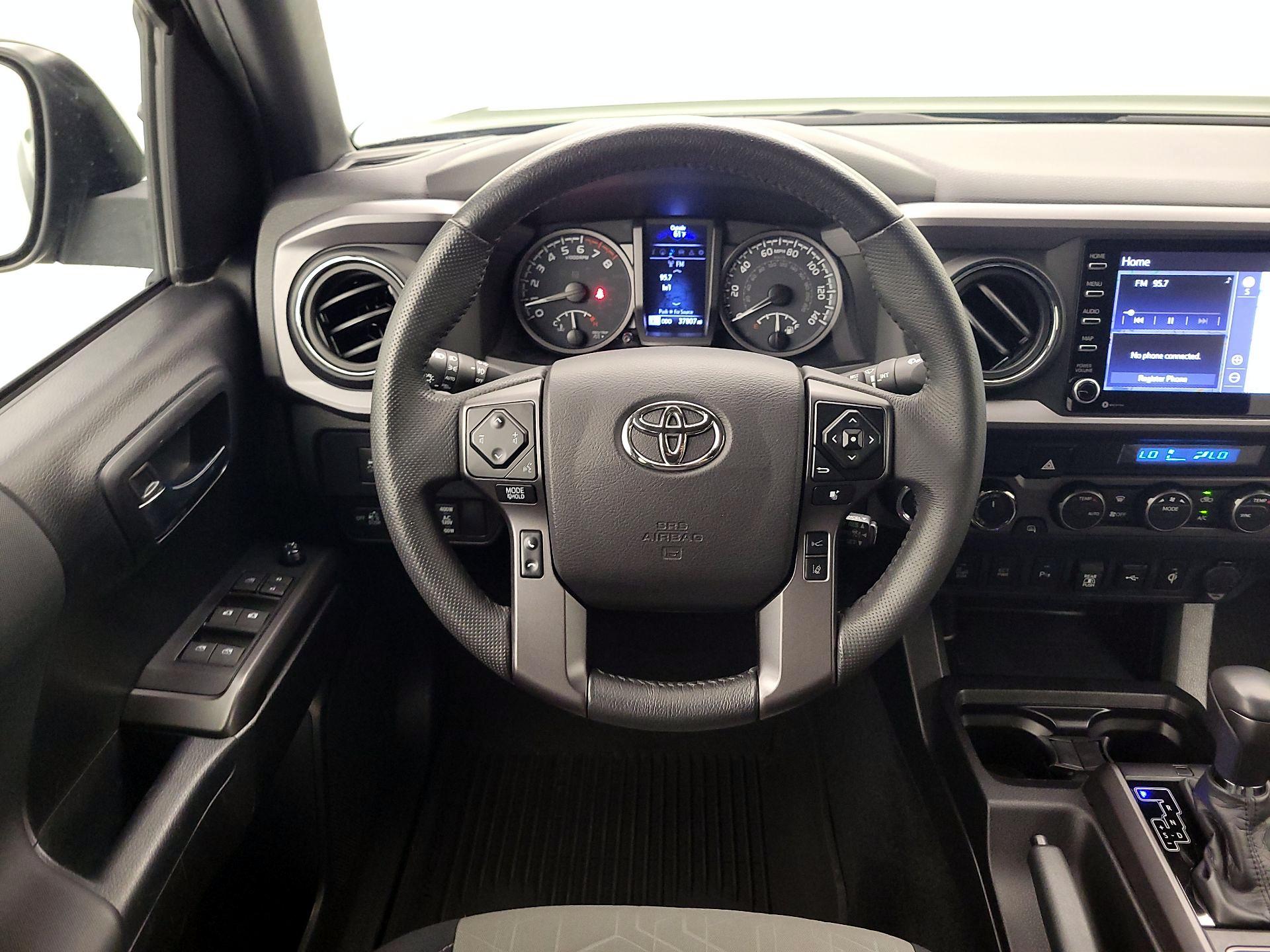 Thumbnail: 2022 Toyota Tacoma - 10