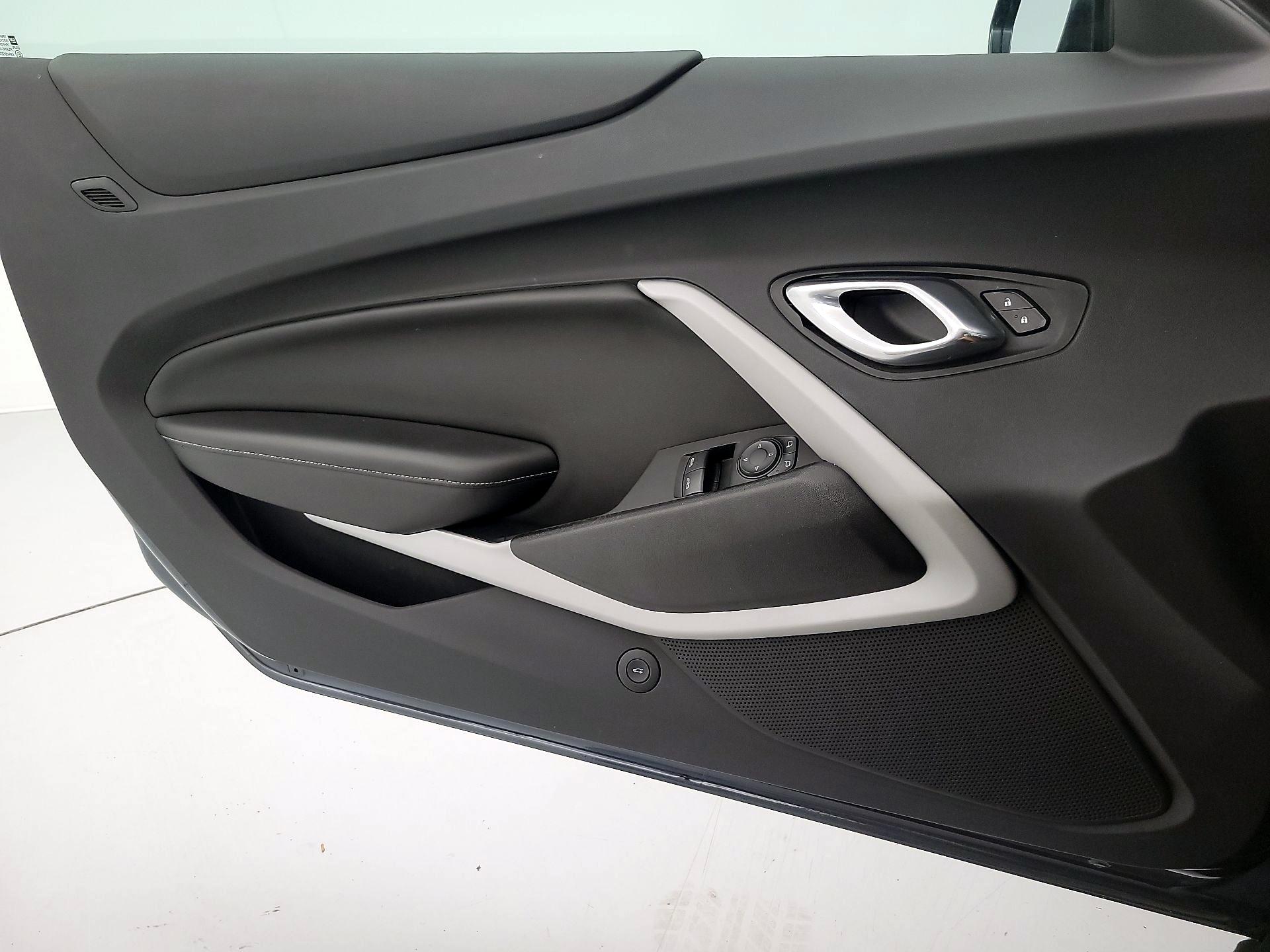 Thumbnail: 2020 Chevrolet Camaro - 12