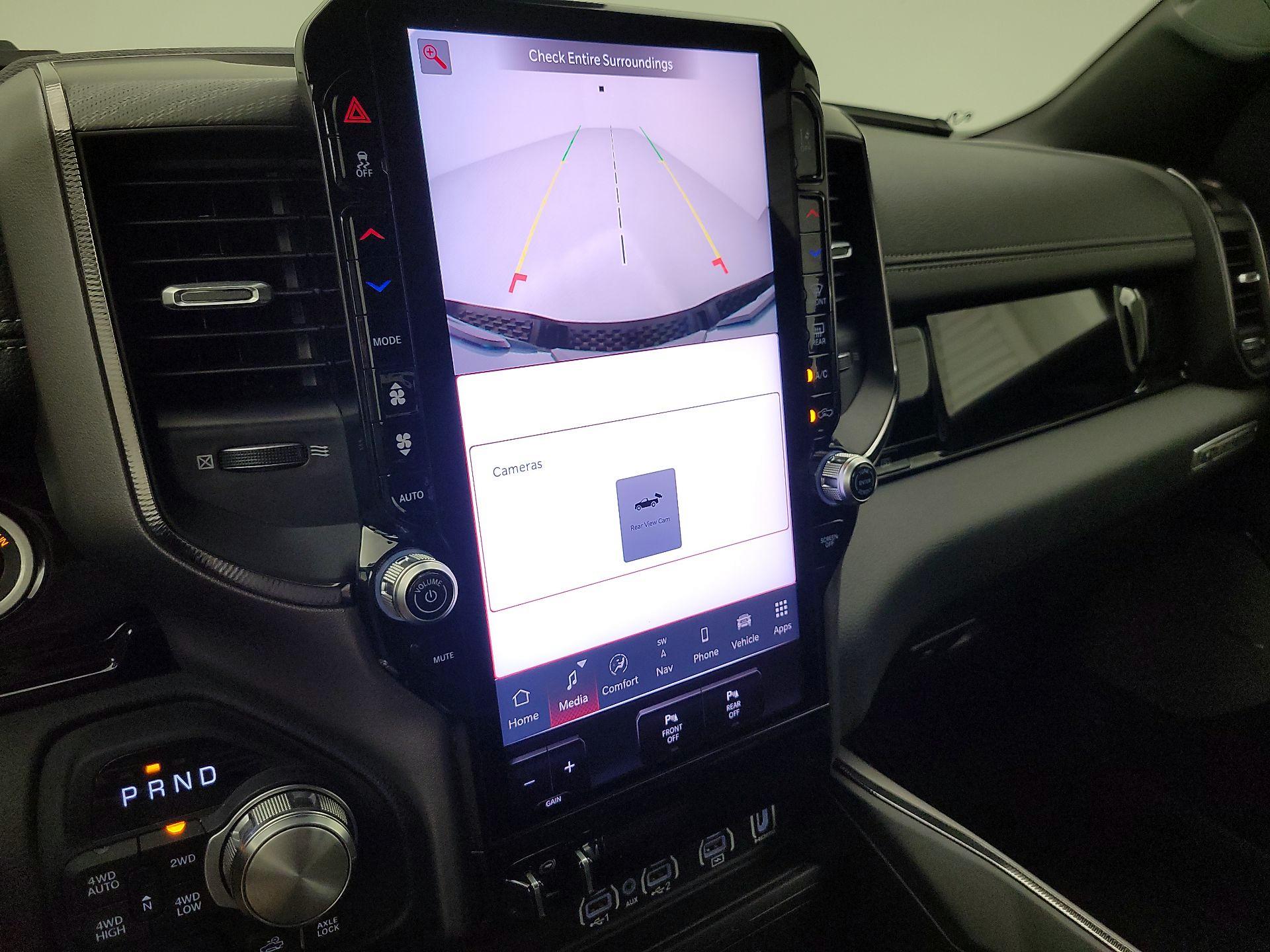 Thumbnail: 2025 RAM 1500 - 15