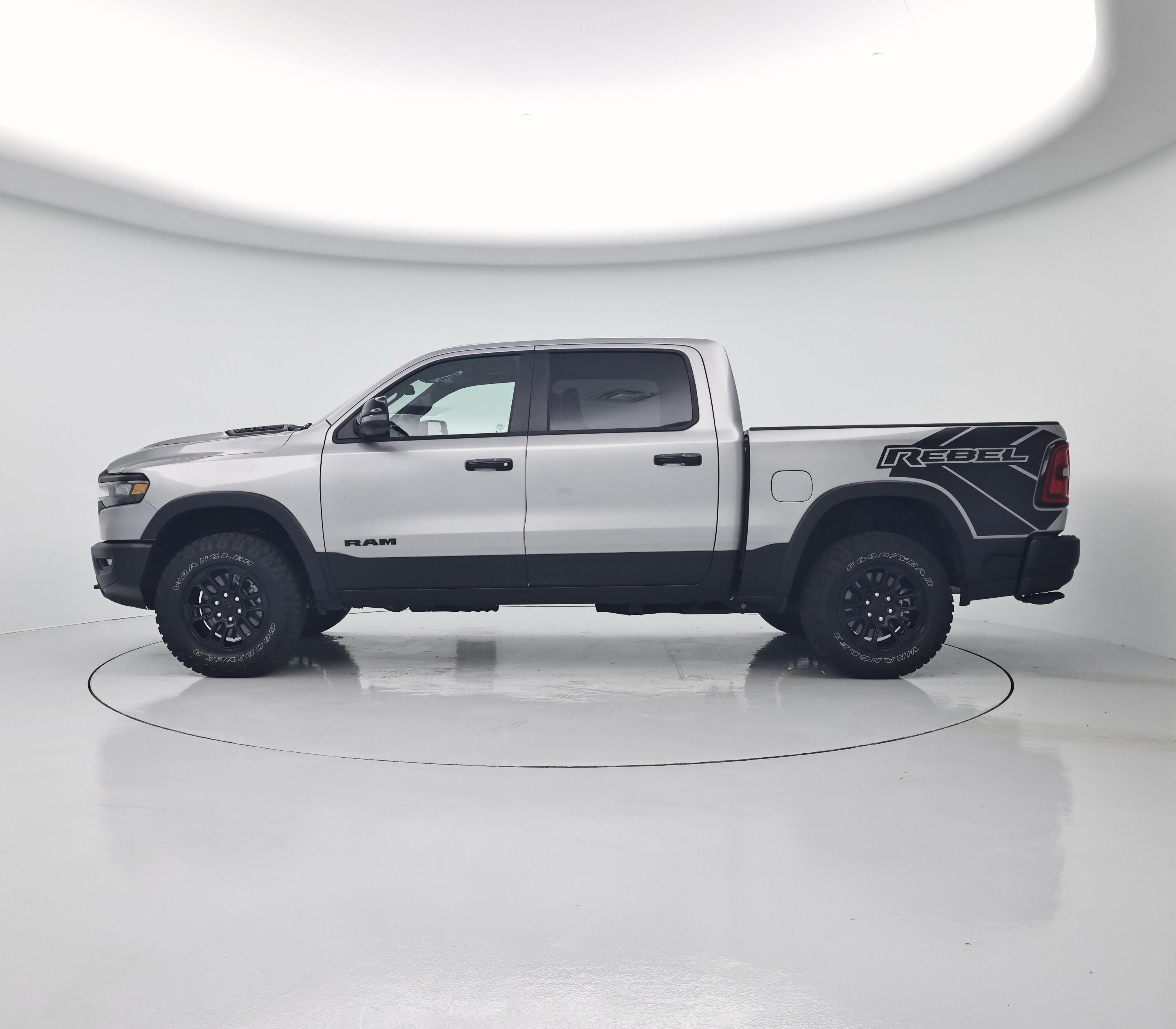 Thumbnail: 2025 RAM 1500 - 3