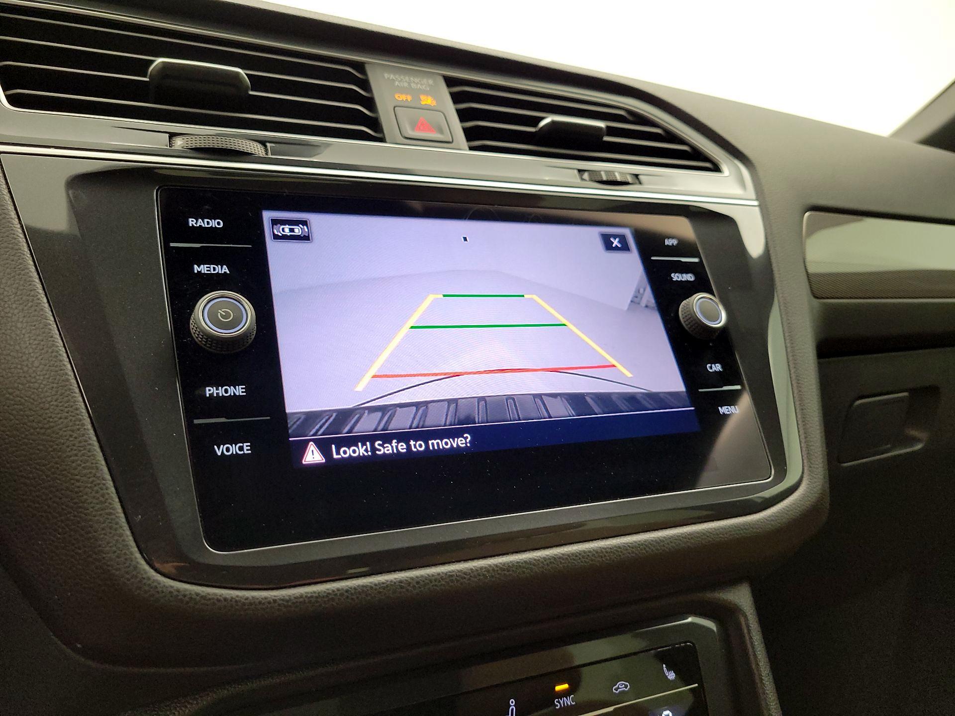 Thumbnail: 2024 Volkswagen Tiguan - 14