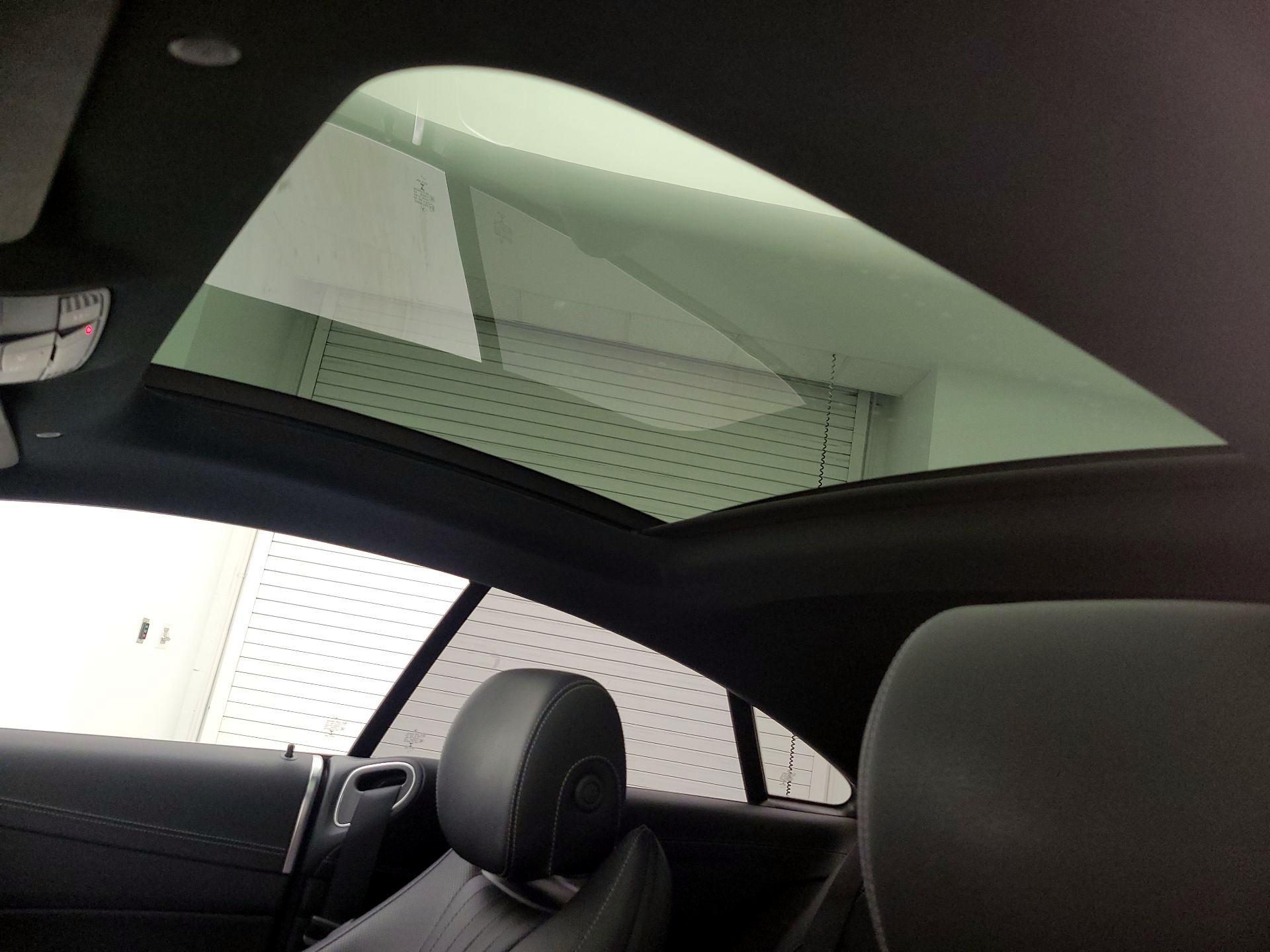 Thumbnail: 2022 Mercedes-Benz E-Class - 20