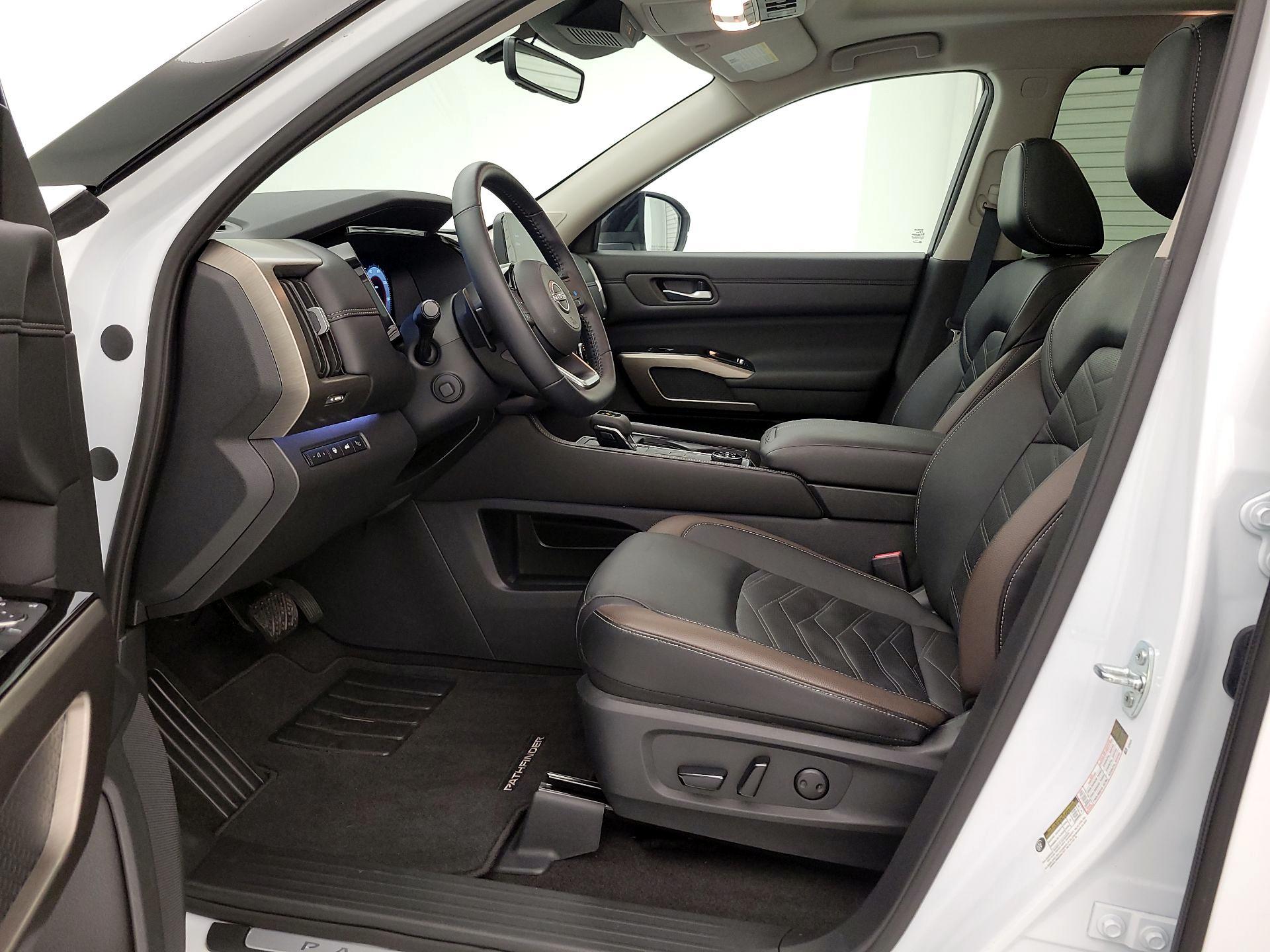 Thumbnail: 2025 Nissan Pathfinder - 11