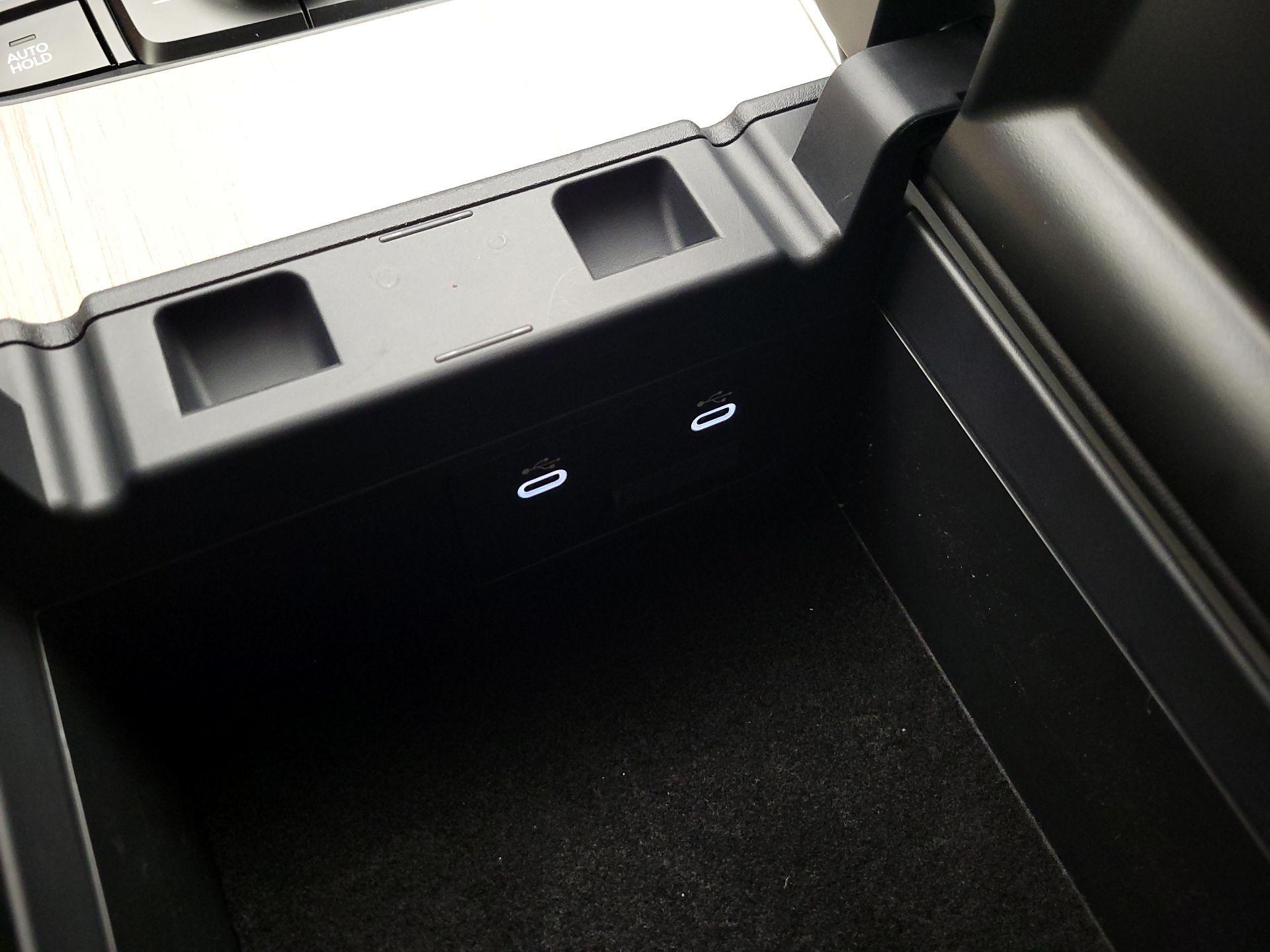 Thumbnail: 2024 Mazda CX-90 - 18