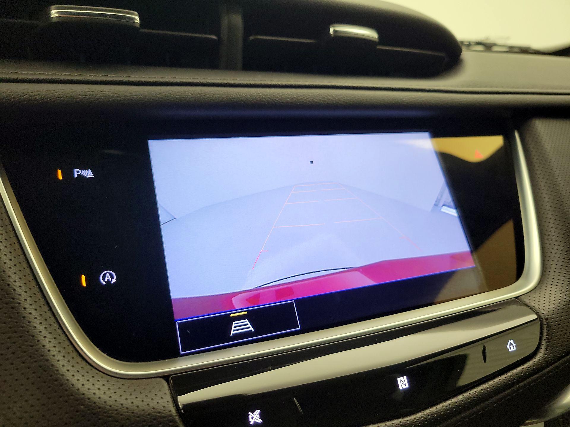 Thumbnail: 2021 Cadillac XT5 - 14