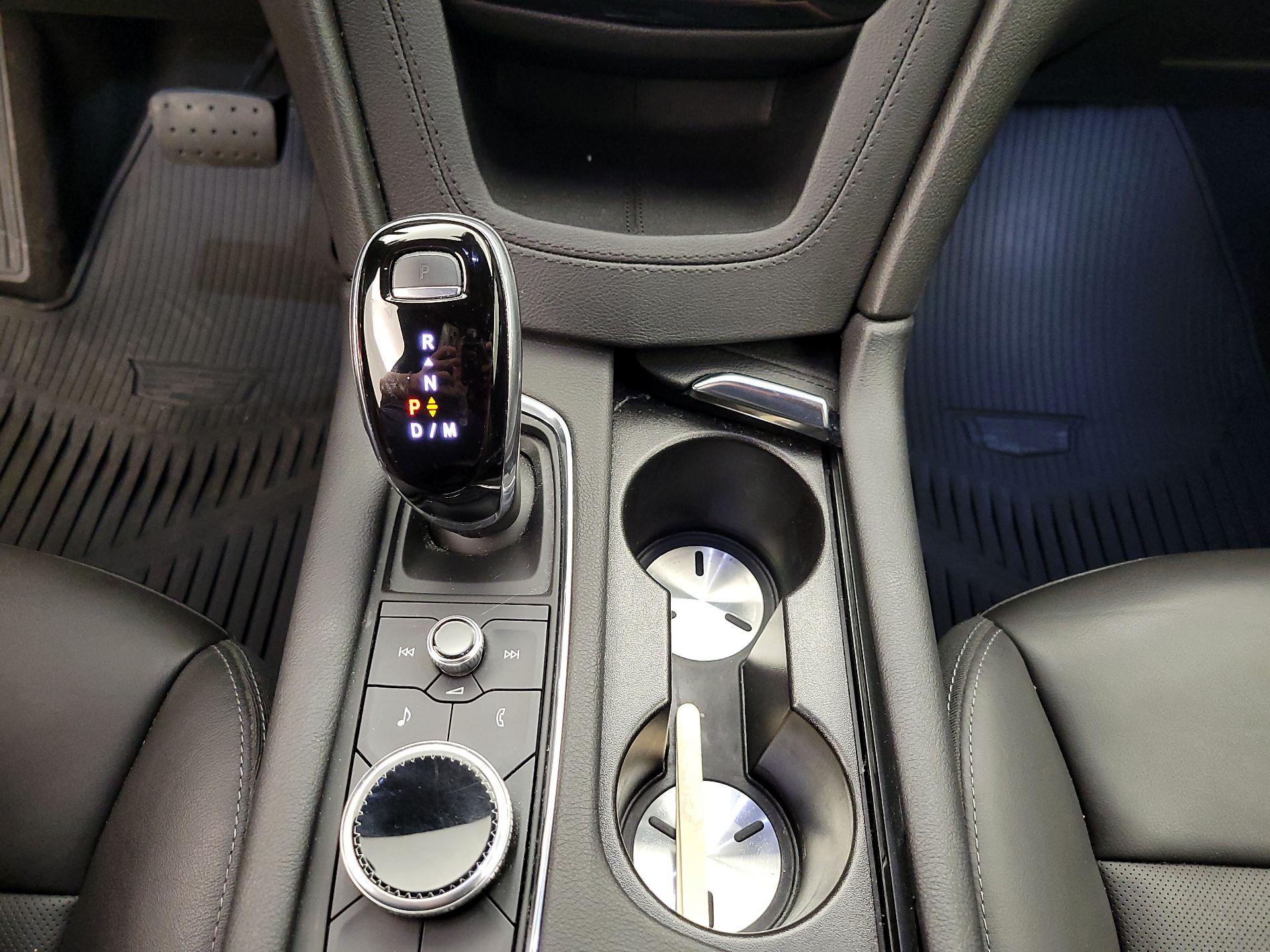 Thumbnail: 2021 Cadillac XT5 - 17