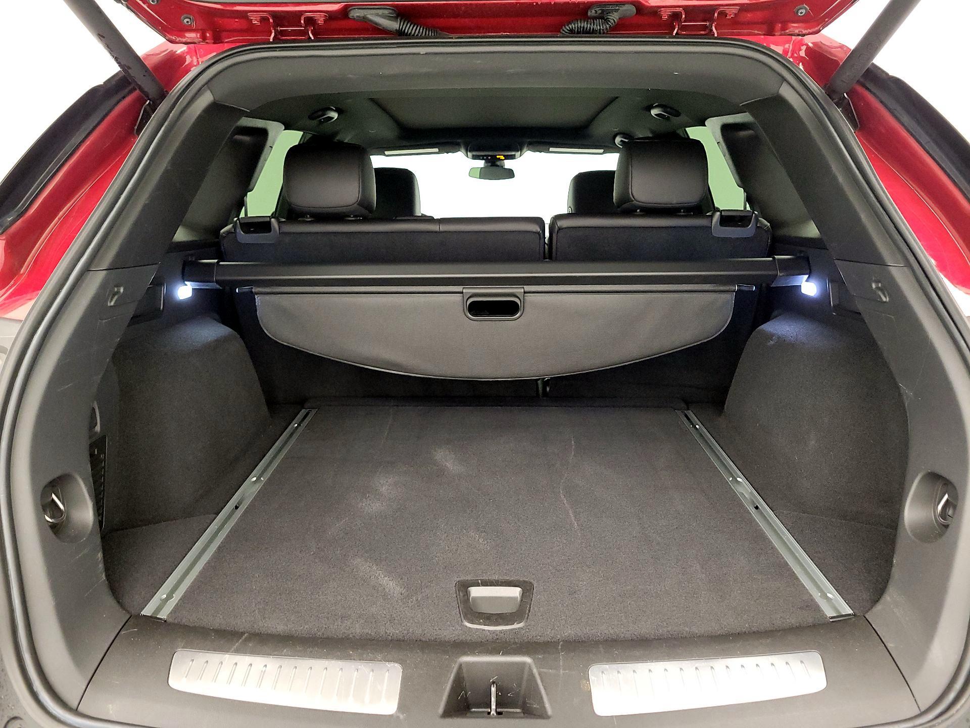 Thumbnail: 2021 Cadillac XT5 - 20