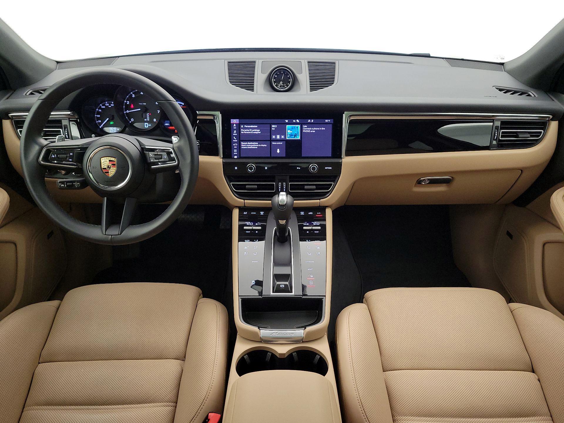 Thumbnail: 2025 Porsche Macan - 9