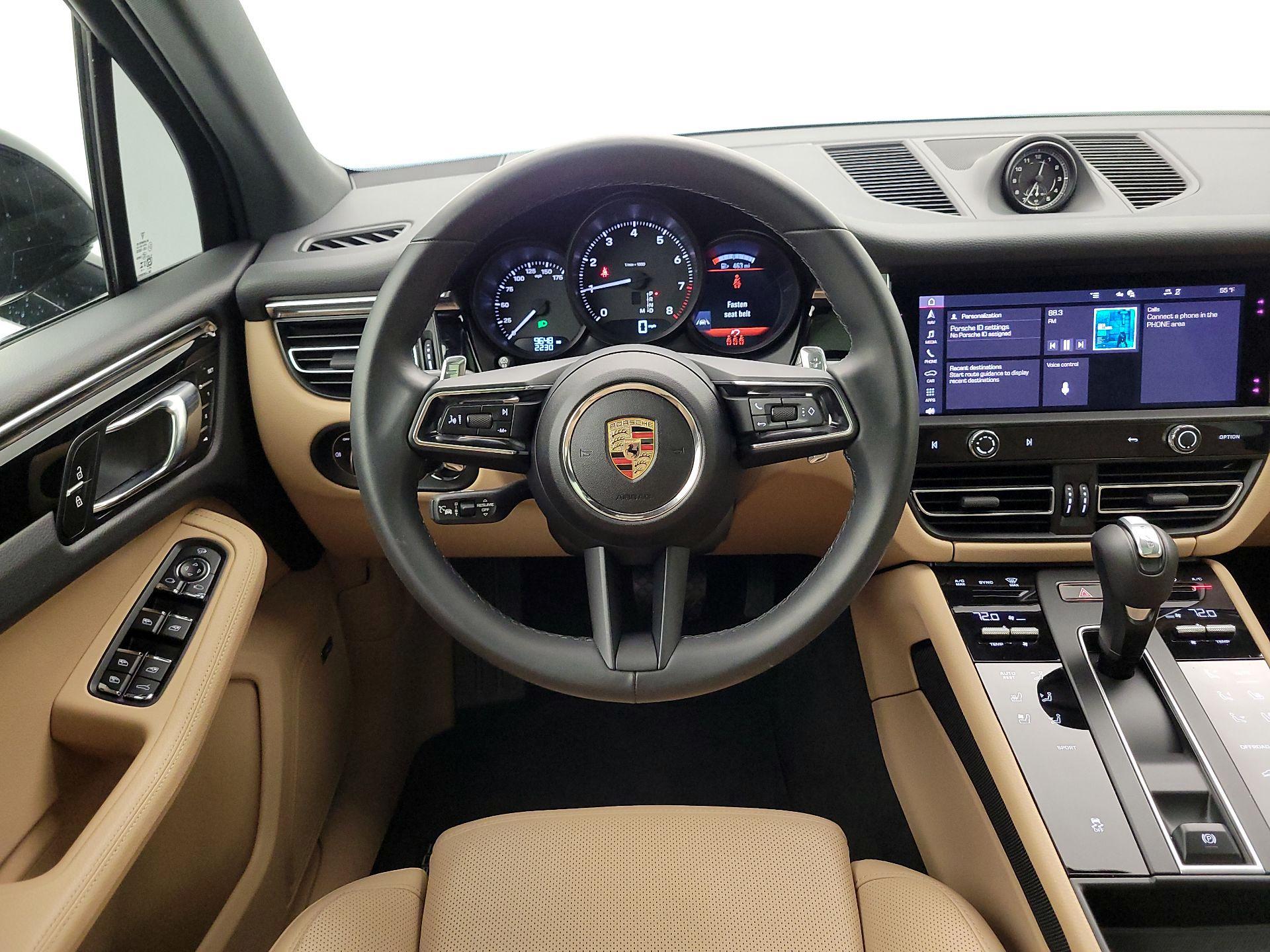 Thumbnail: 2025 Porsche Macan - 10