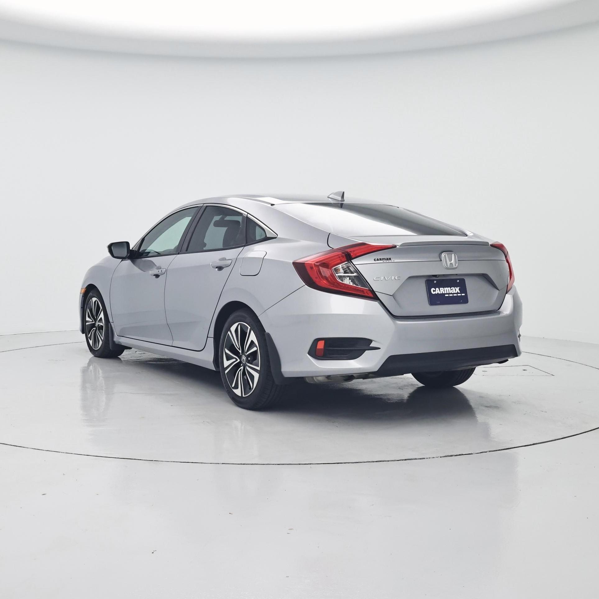 Thumbnail: 2017 Honda Civic - 2