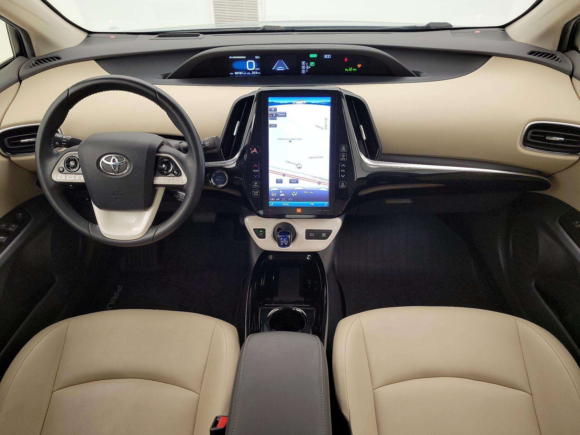 Thumbnail: 2018 Toyota Prius - 9