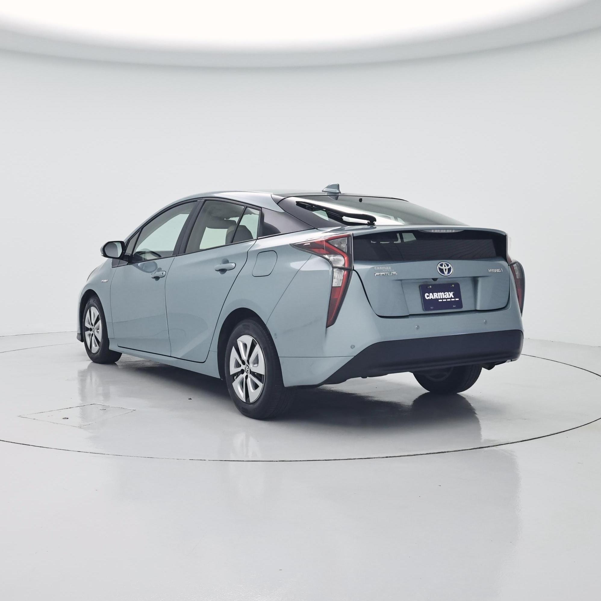 Thumbnail: 2018 Toyota Prius - 2