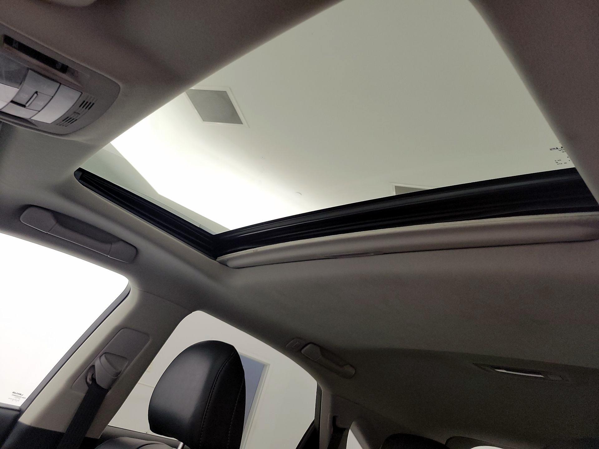 Thumbnail: 2015 Lexus RX - 20