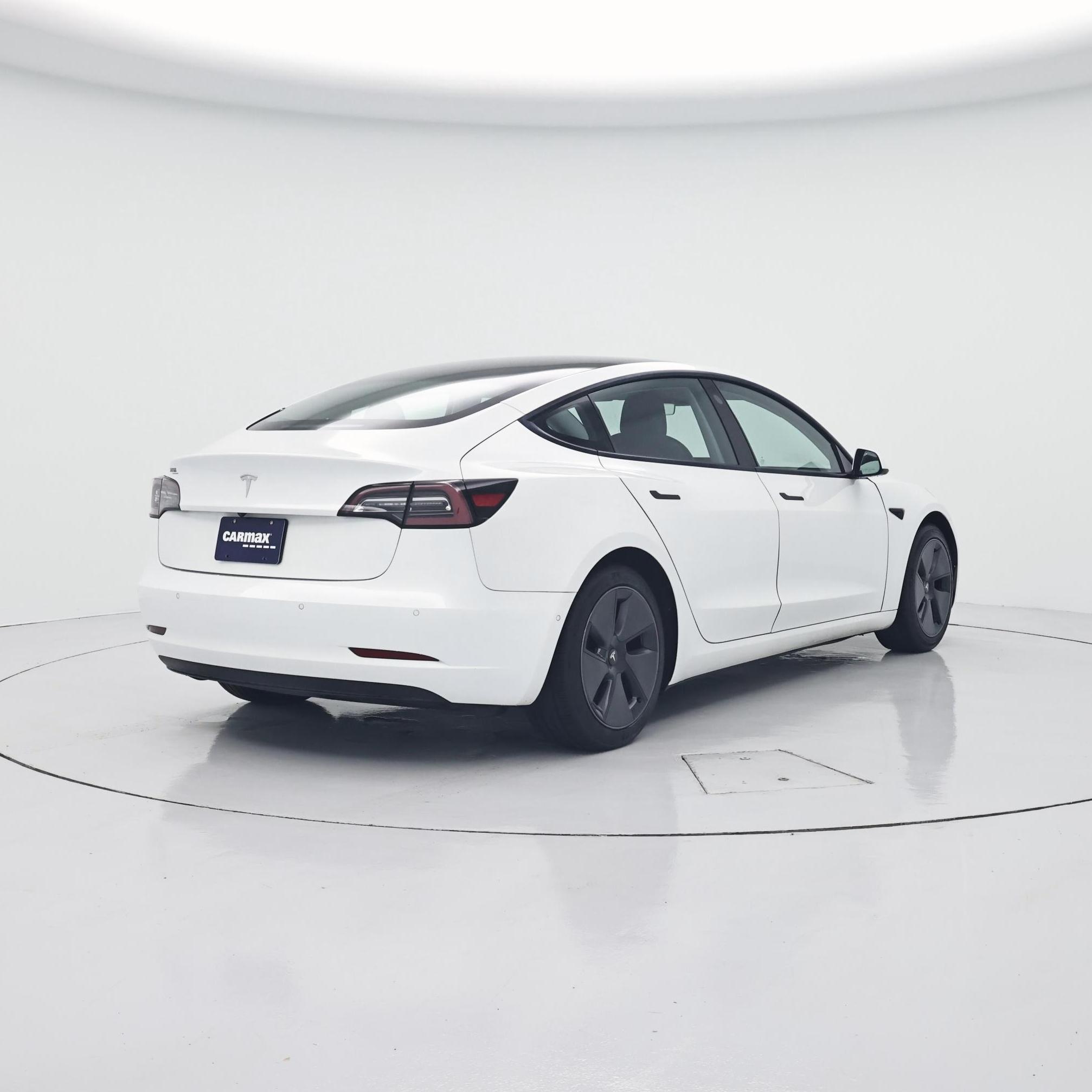 Thumbnail: 2021 Tesla Model 3 - 8