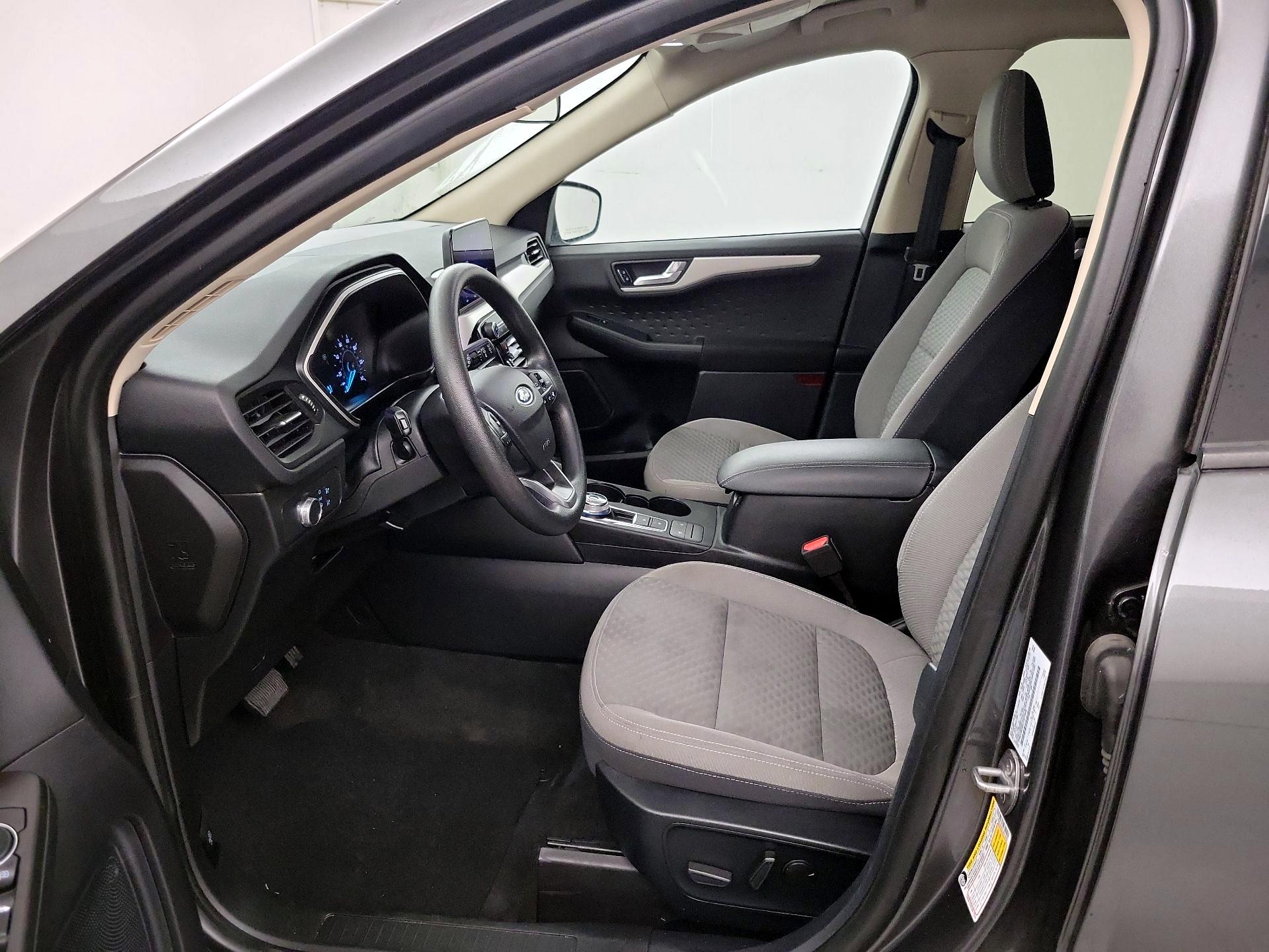 Thumbnail: 2020 Ford Escape - 11