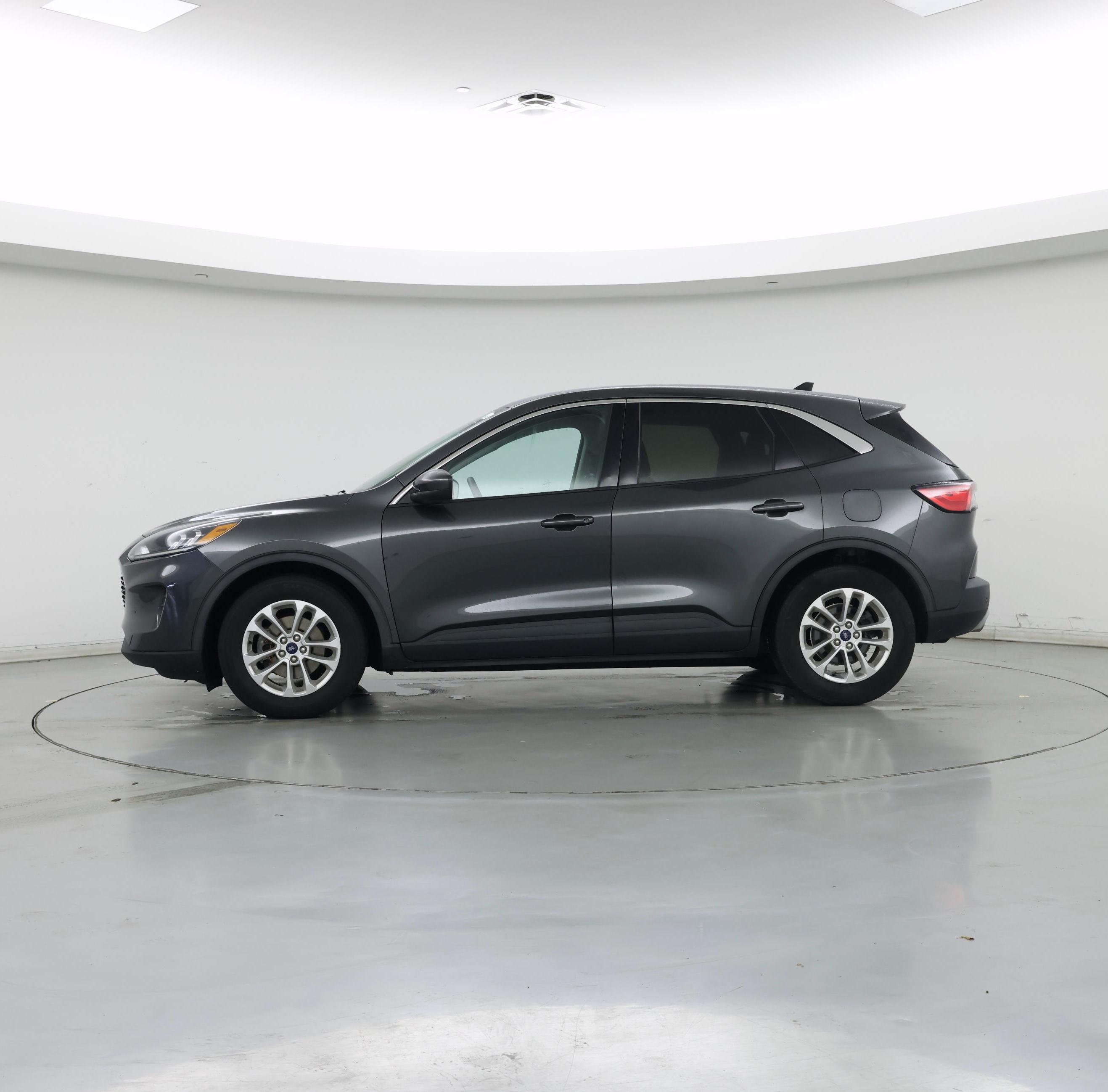 Thumbnail: 2020 Ford Escape - 3