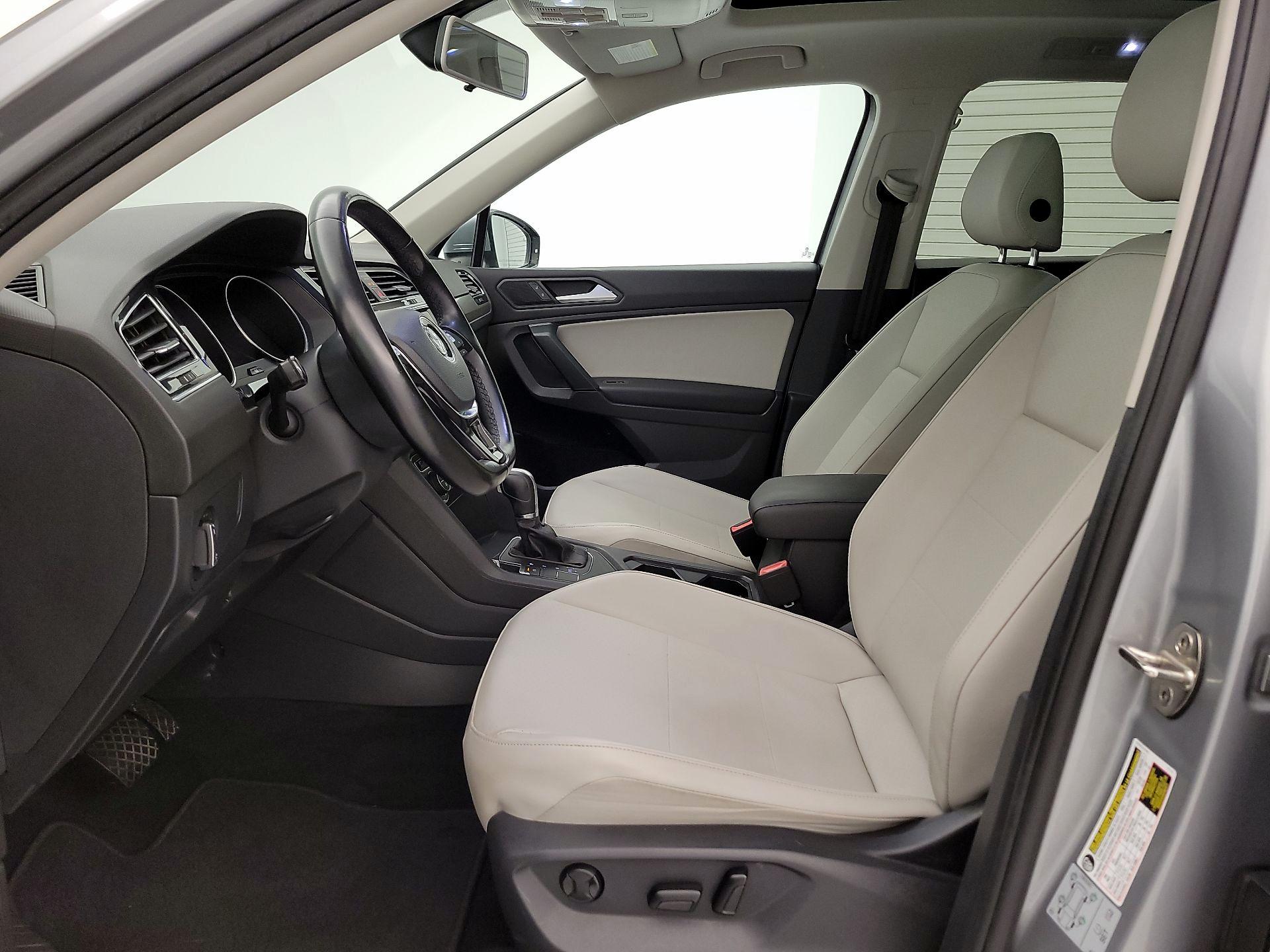 Thumbnail: 2019 Volkswagen Tiguan - 11