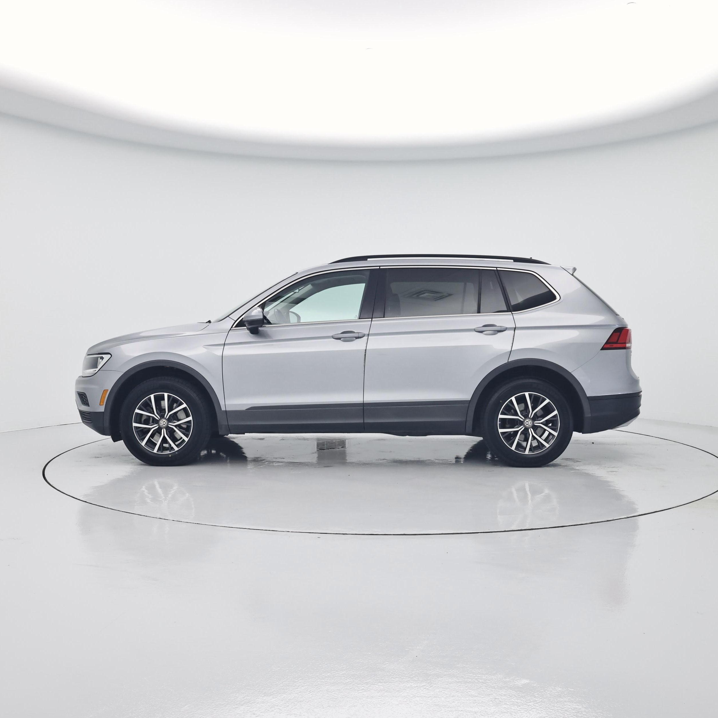 Thumbnail: 2019 Volkswagen Tiguan - 3