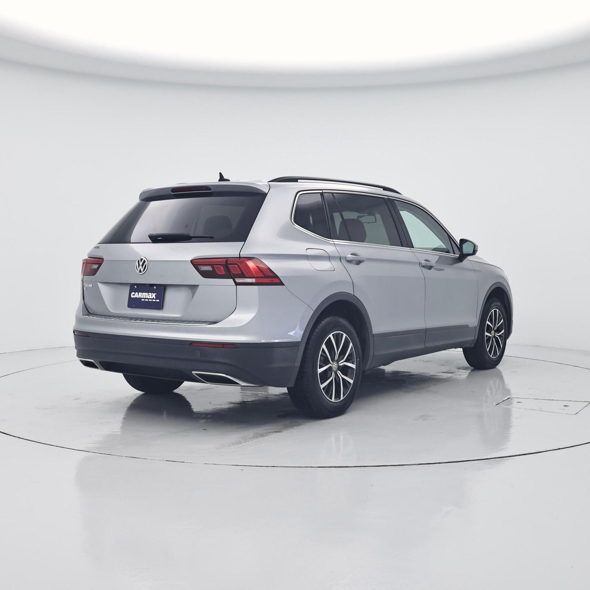 Thumbnail: 2019 Volkswagen Tiguan - 8