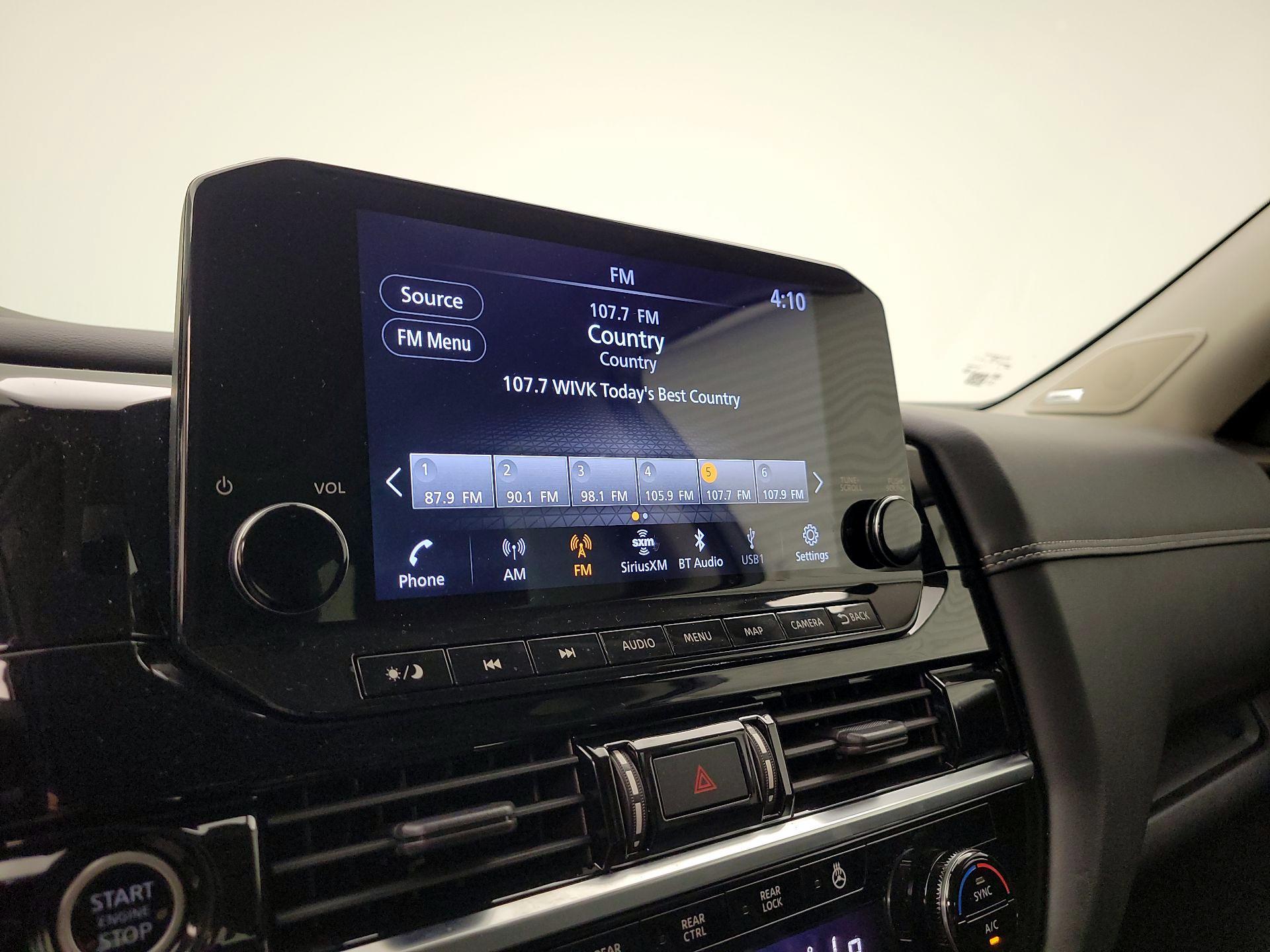 Thumbnail: 2023 Nissan Pathfinder - 16