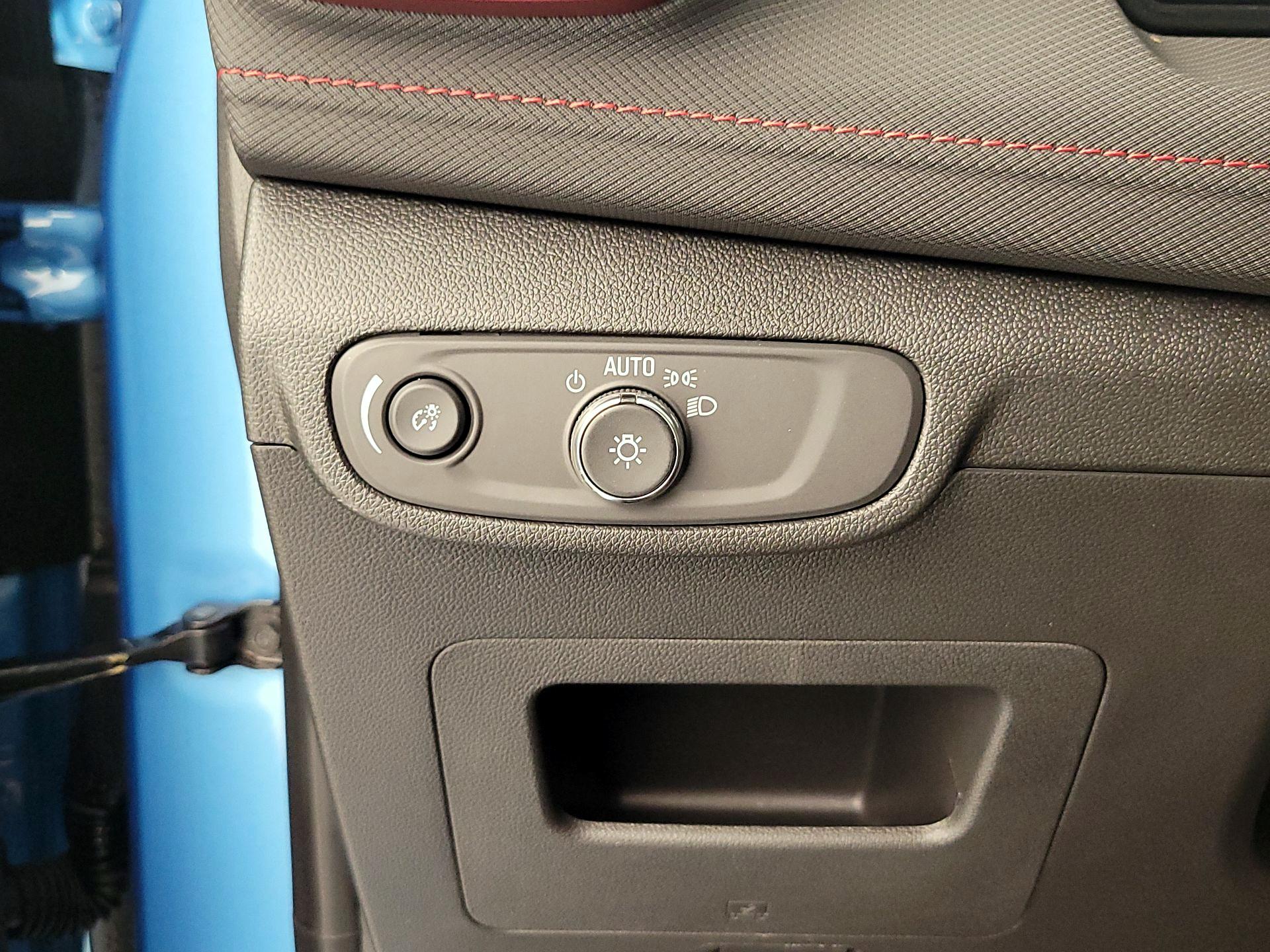 Thumbnail: 2025 Chevrolet TrailBlazer - 13