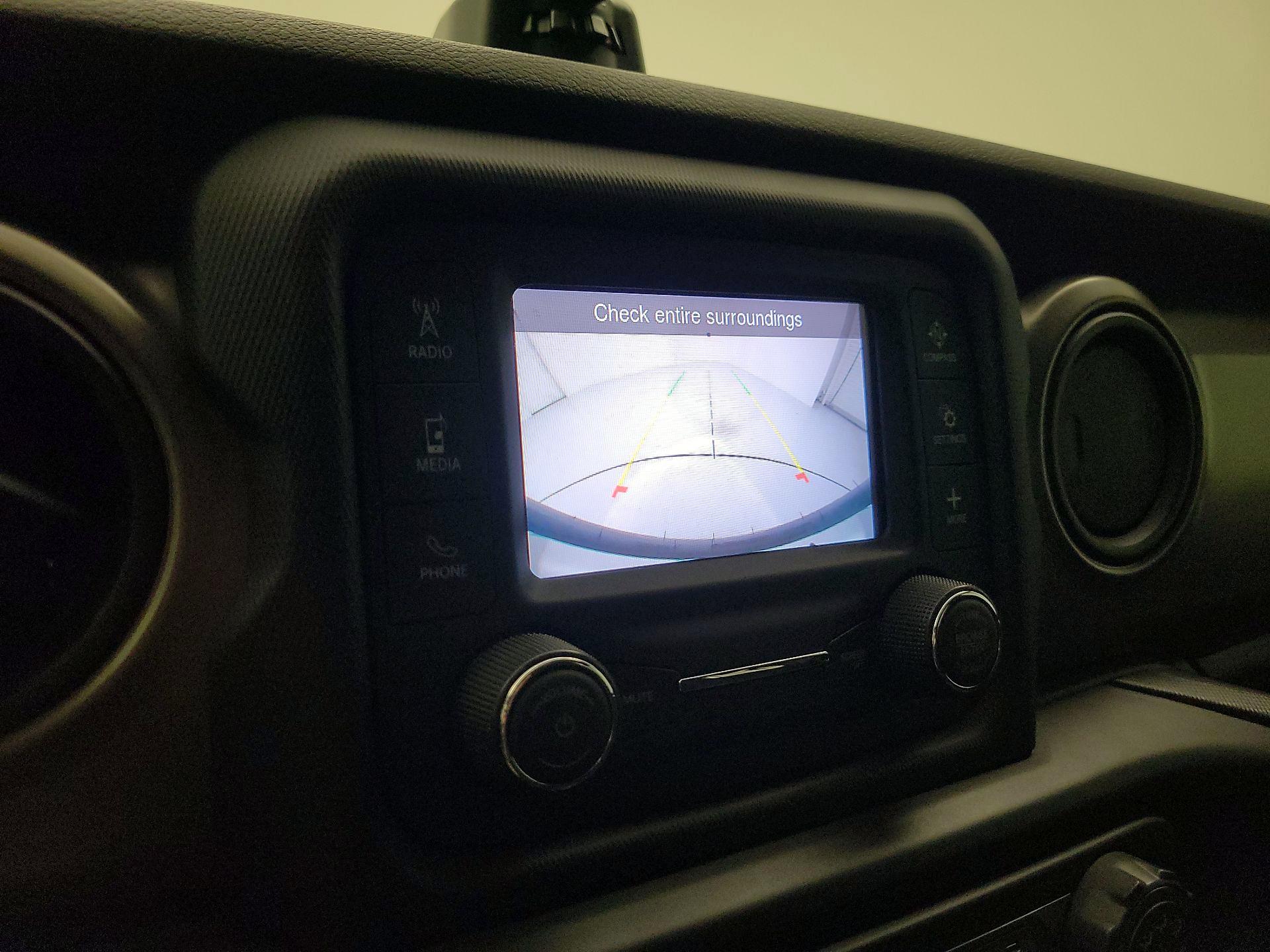 Thumbnail: 2020 Jeep Wrangler - 14