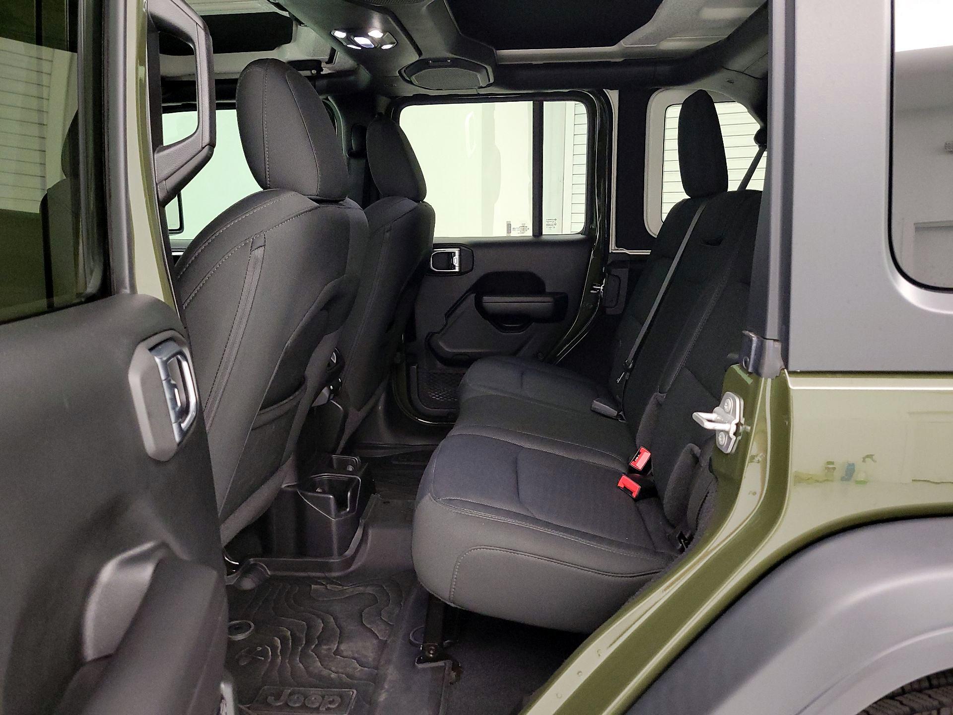 Thumbnail: 2020 Jeep Wrangler - 19