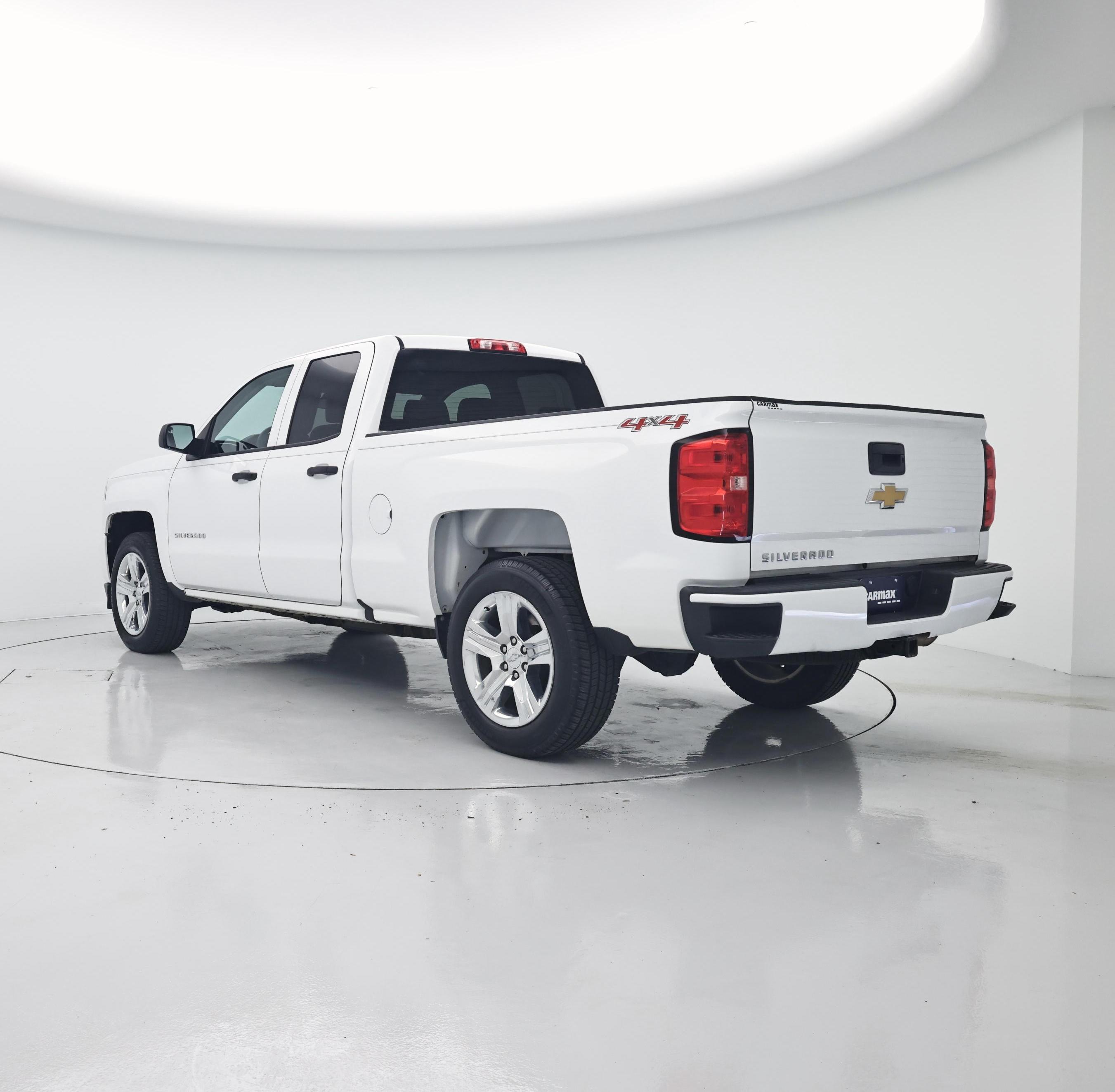 Thumbnail: 2017 Chevrolet Silverado 1500 - 2