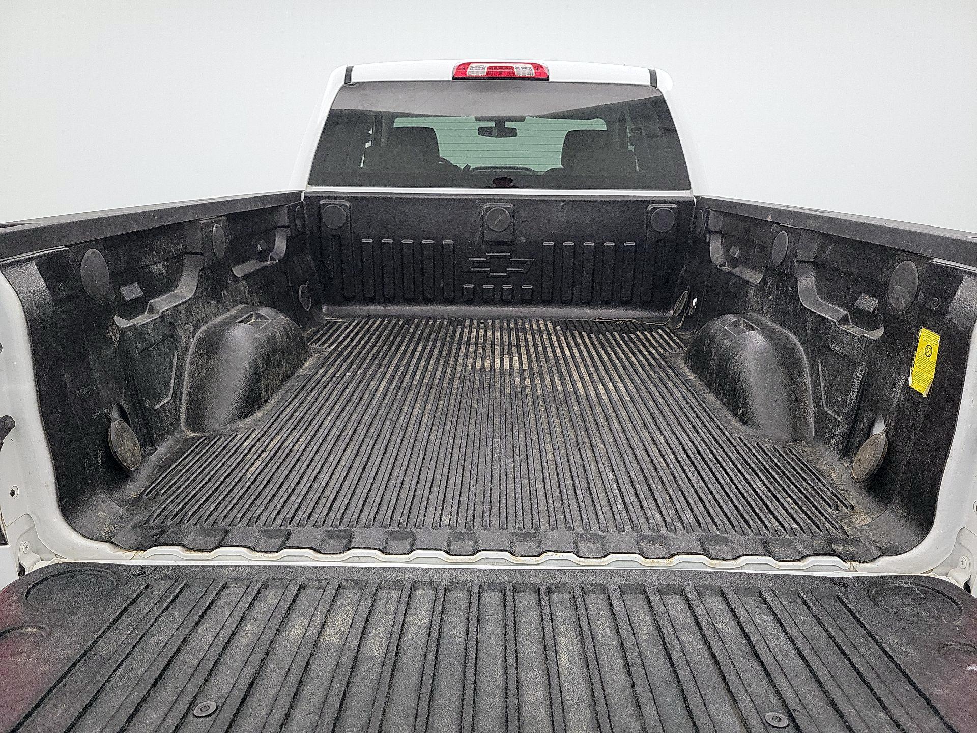 Thumbnail: 2017 Chevrolet Silverado 1500 - 19