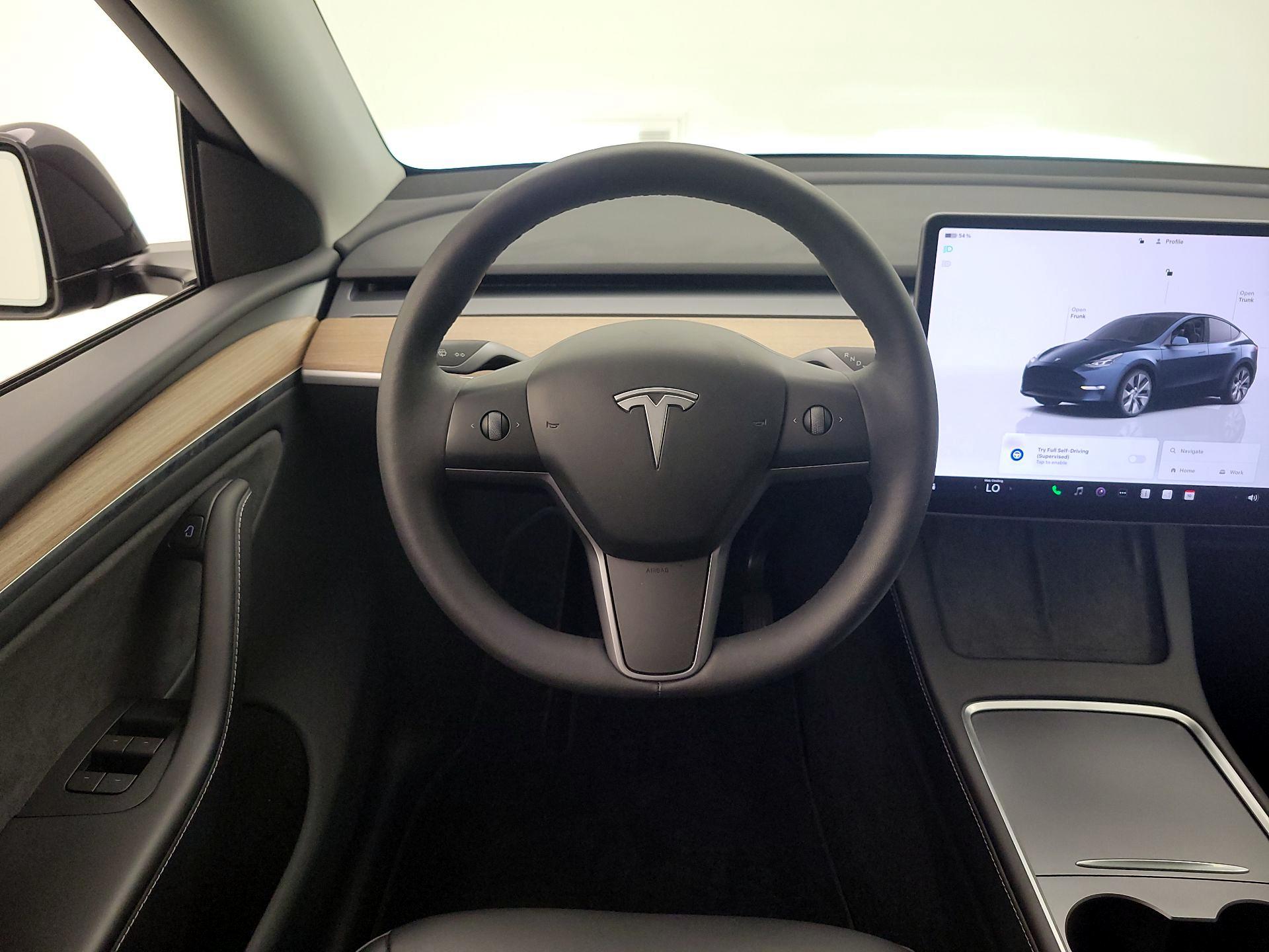 Thumbnail: 2024 Tesla Model Y - 10