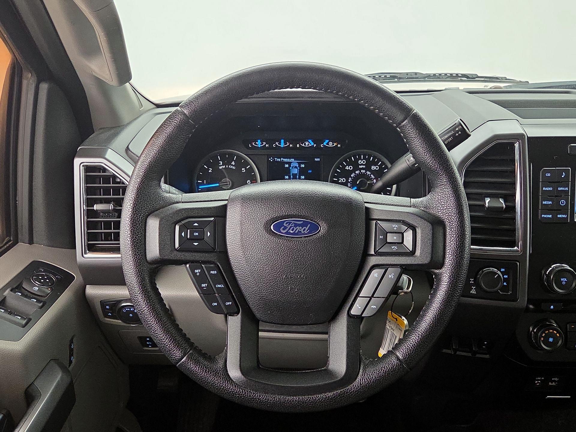 Thumbnail: 2015 Ford F-150 - 10