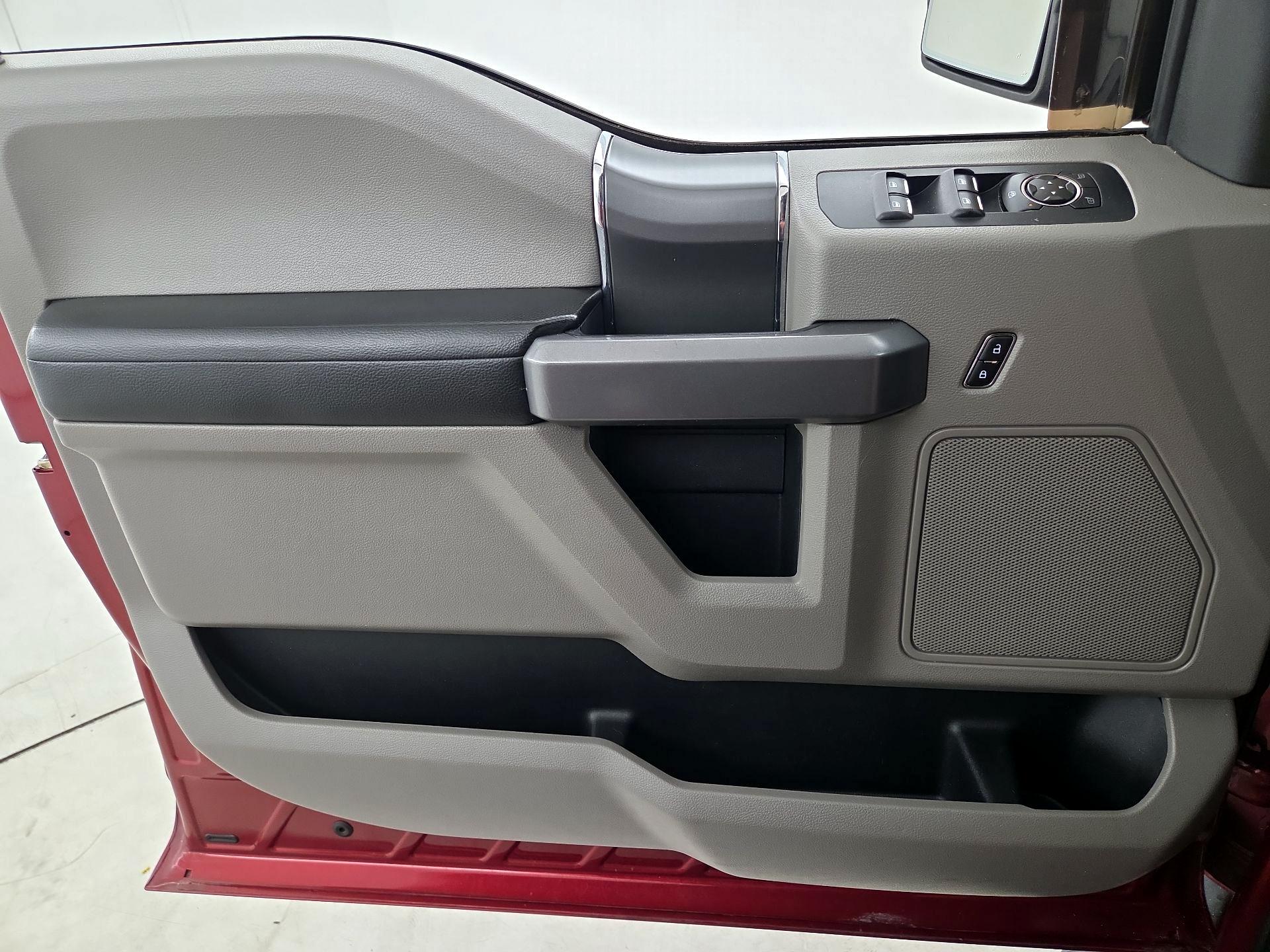 Thumbnail: 2015 Ford F-150 - 12