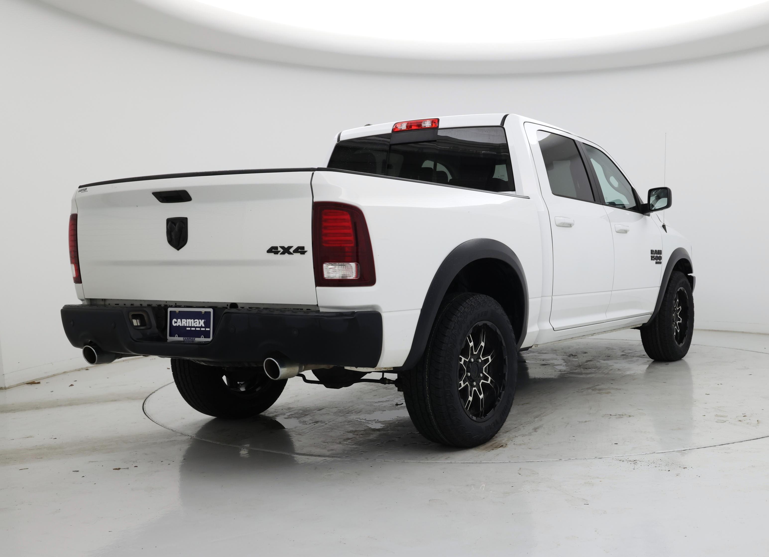 Thumbnail: 2019 RAM 1500 Classic - 8