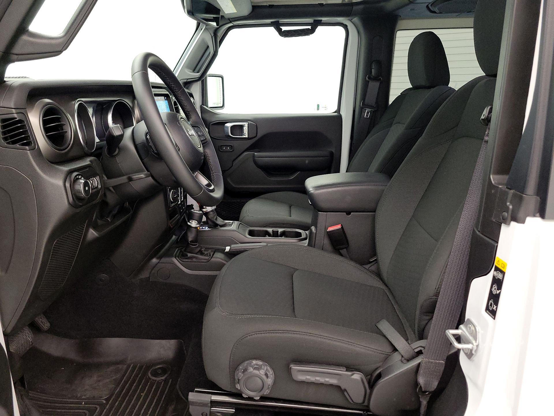 Thumbnail: 2022 Jeep Wrangler - 11