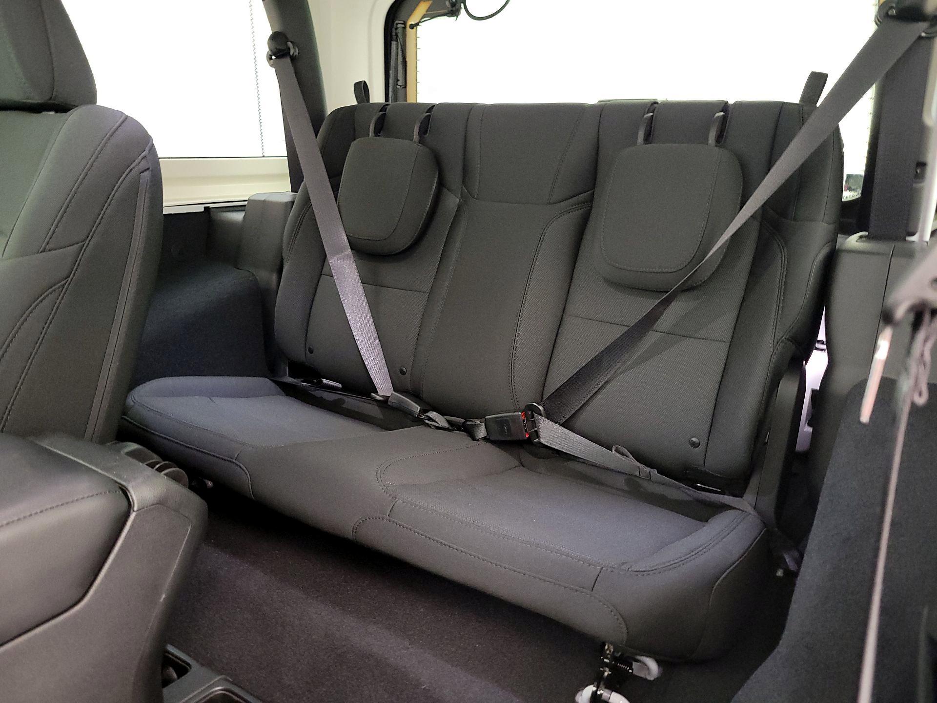 Thumbnail: 2022 Jeep Wrangler - 20