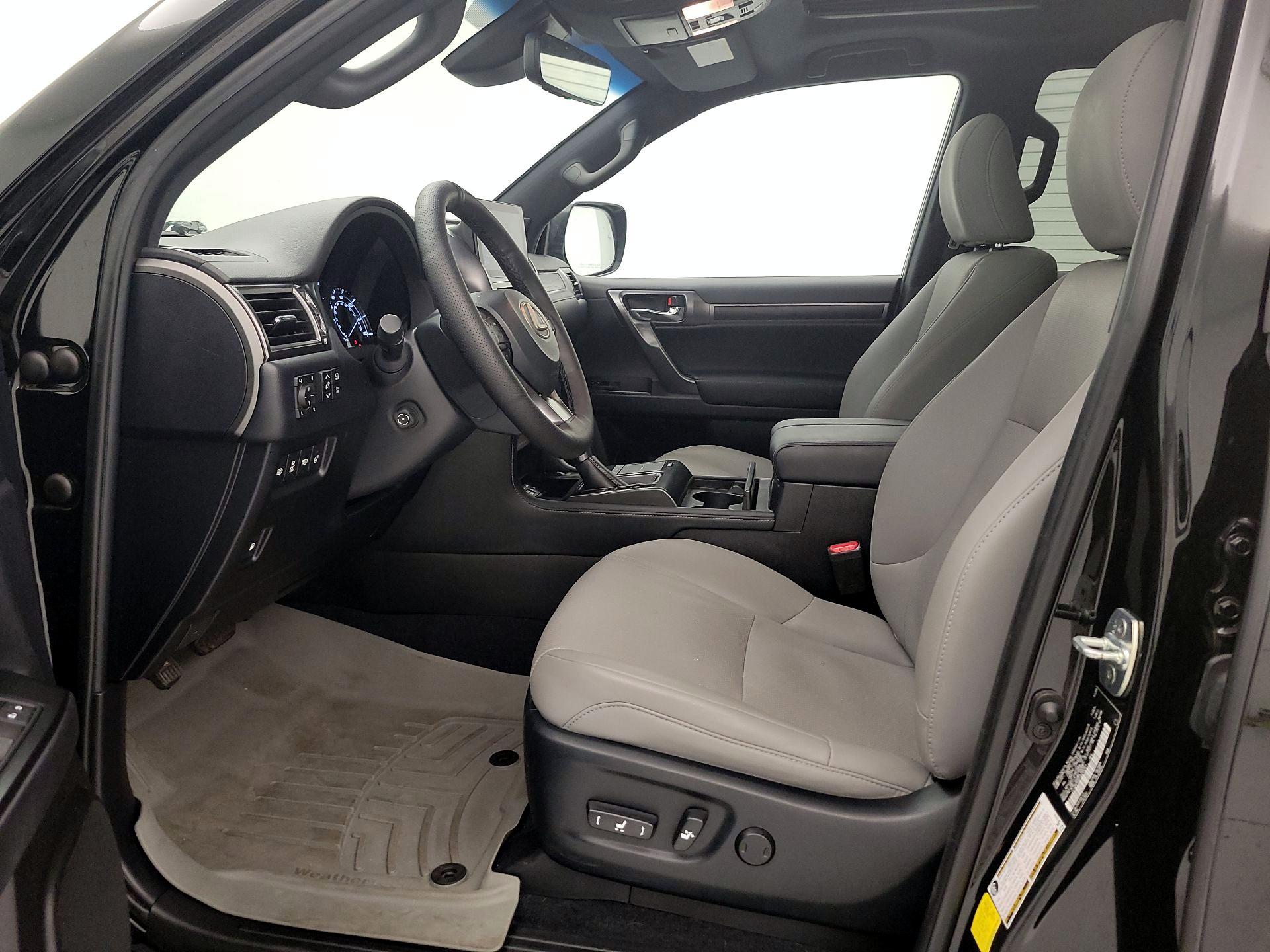 Thumbnail: 2023 Lexus GX - 11