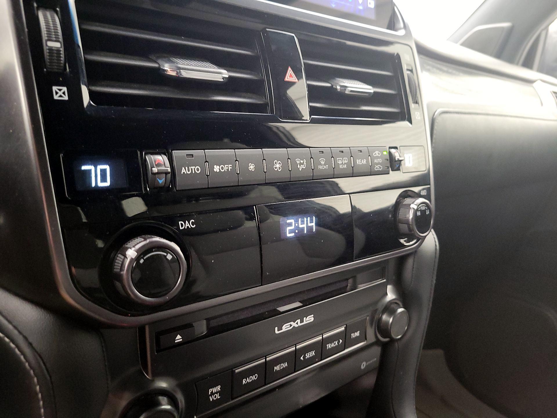 Thumbnail: 2023 Lexus GX - 17