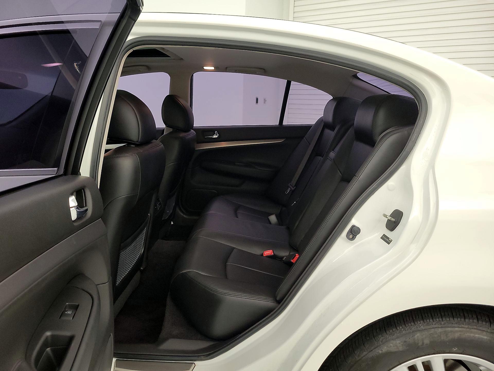 Thumbnail: 2015 INFINITI  - 20