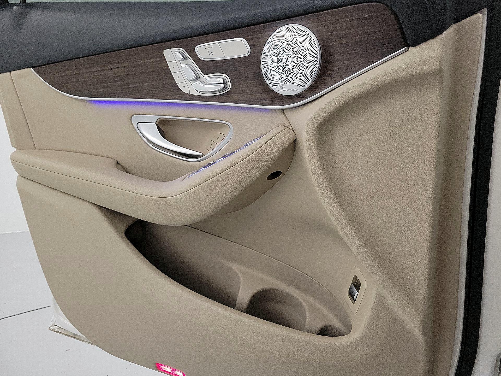 Thumbnail: 2020 Mercedes-Benz GLC - 12