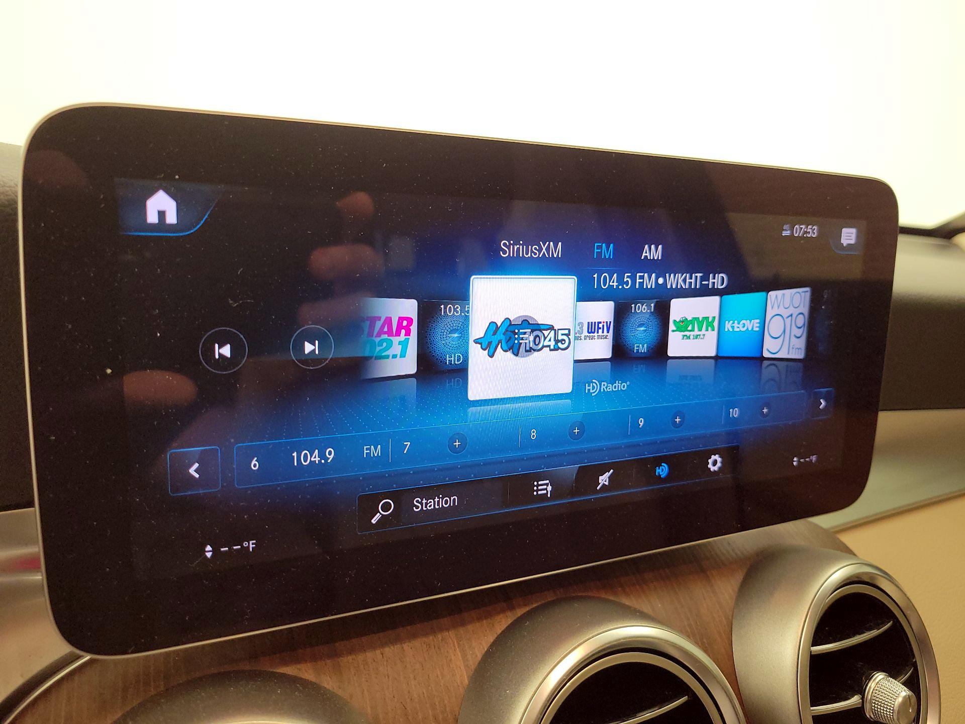 Thumbnail: 2020 Mercedes-Benz GLC - 16