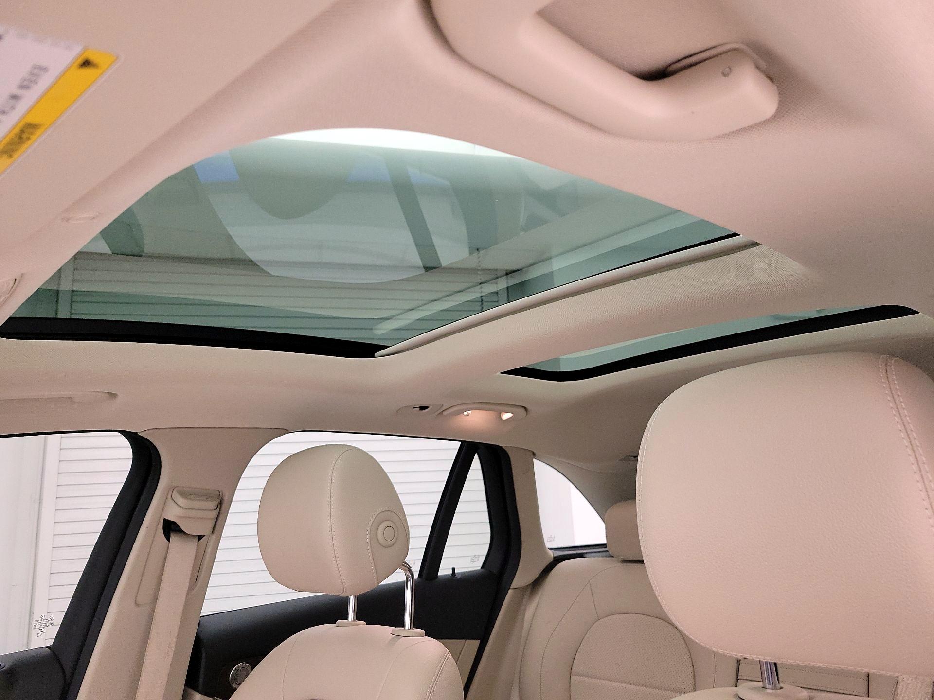 Thumbnail: 2020 Mercedes-Benz GLC - 20