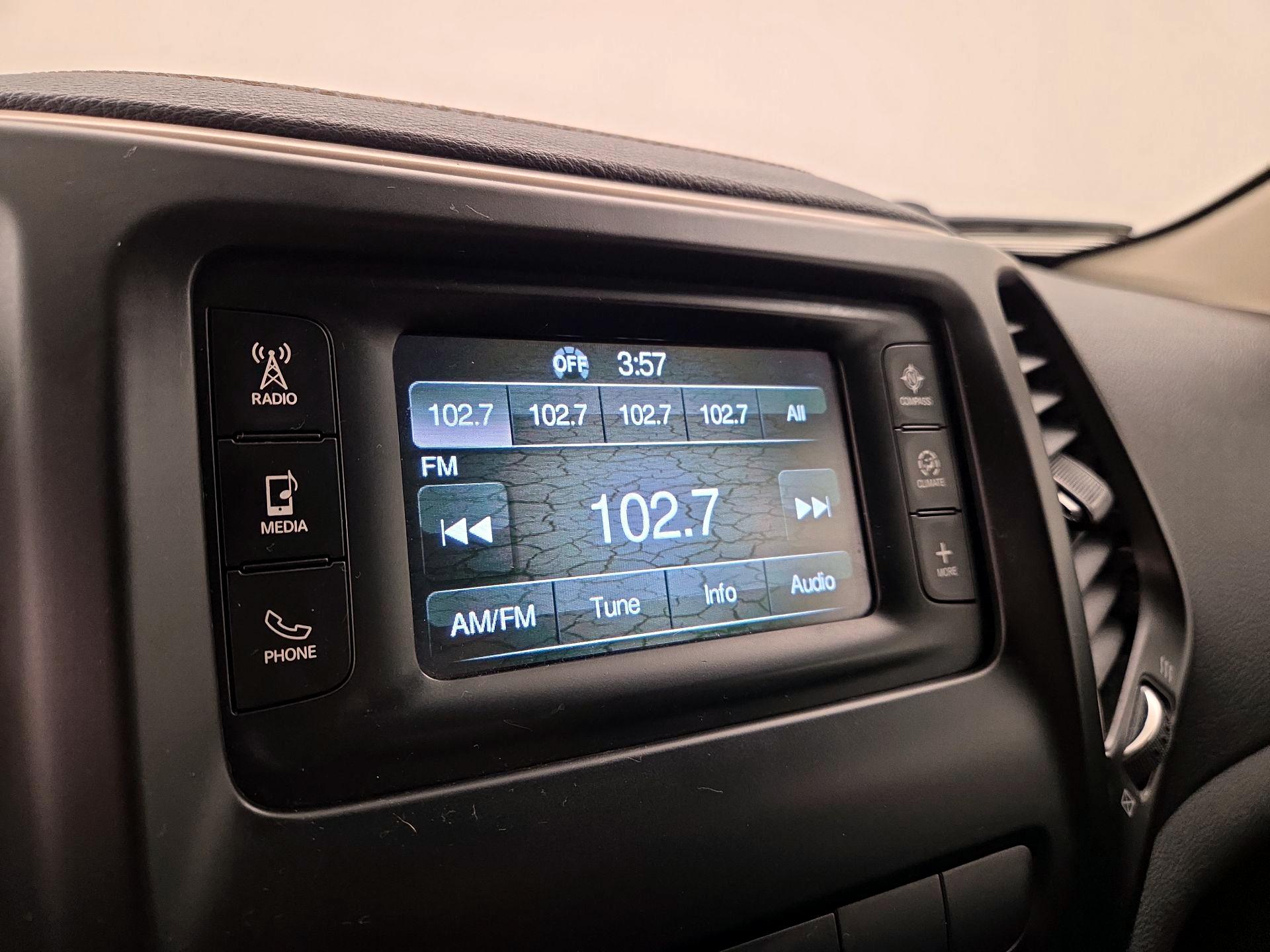 Thumbnail: 2014 Jeep Cherokee - 14
