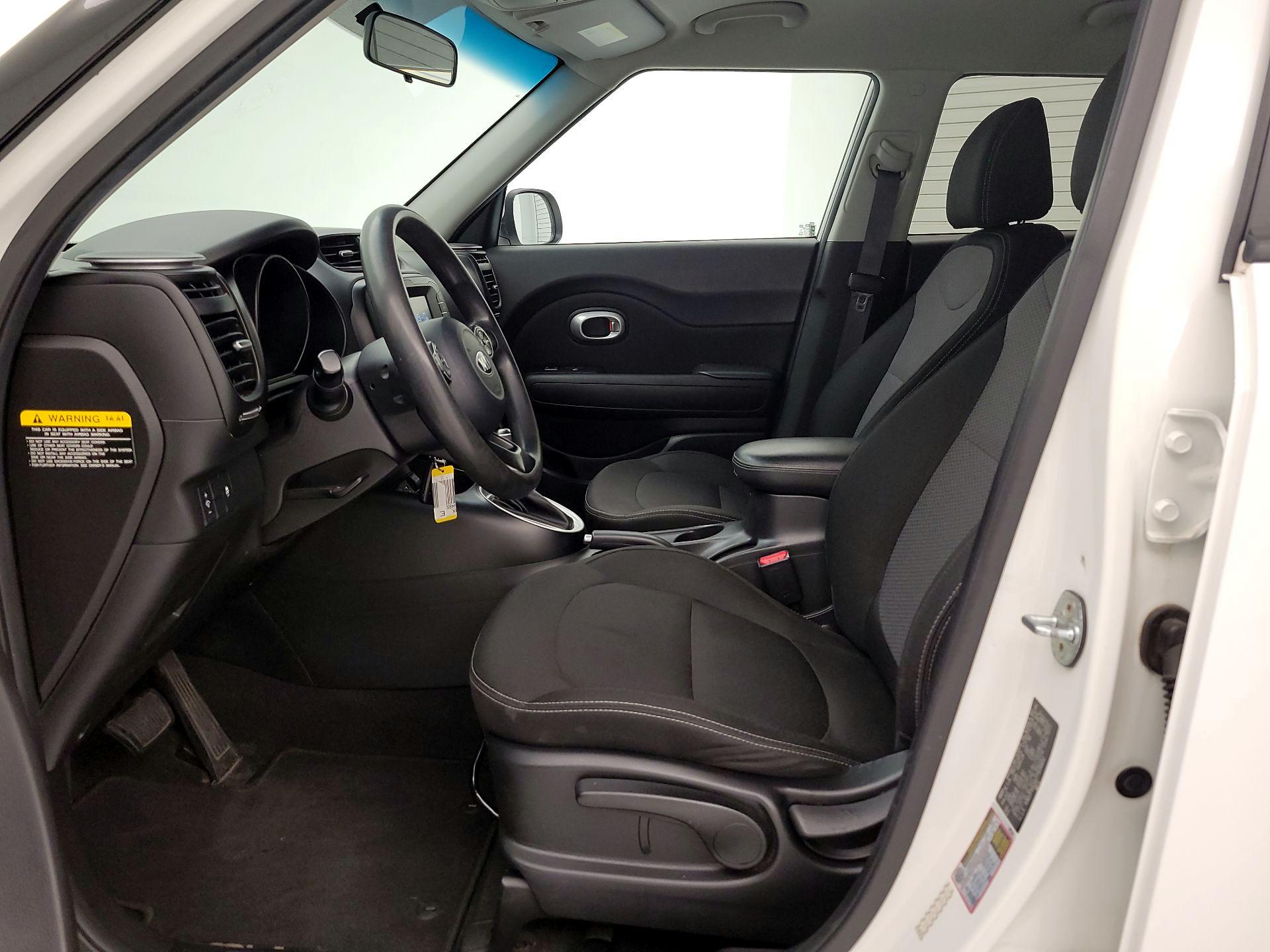 Thumbnail: 2018 Kia Soul - 11